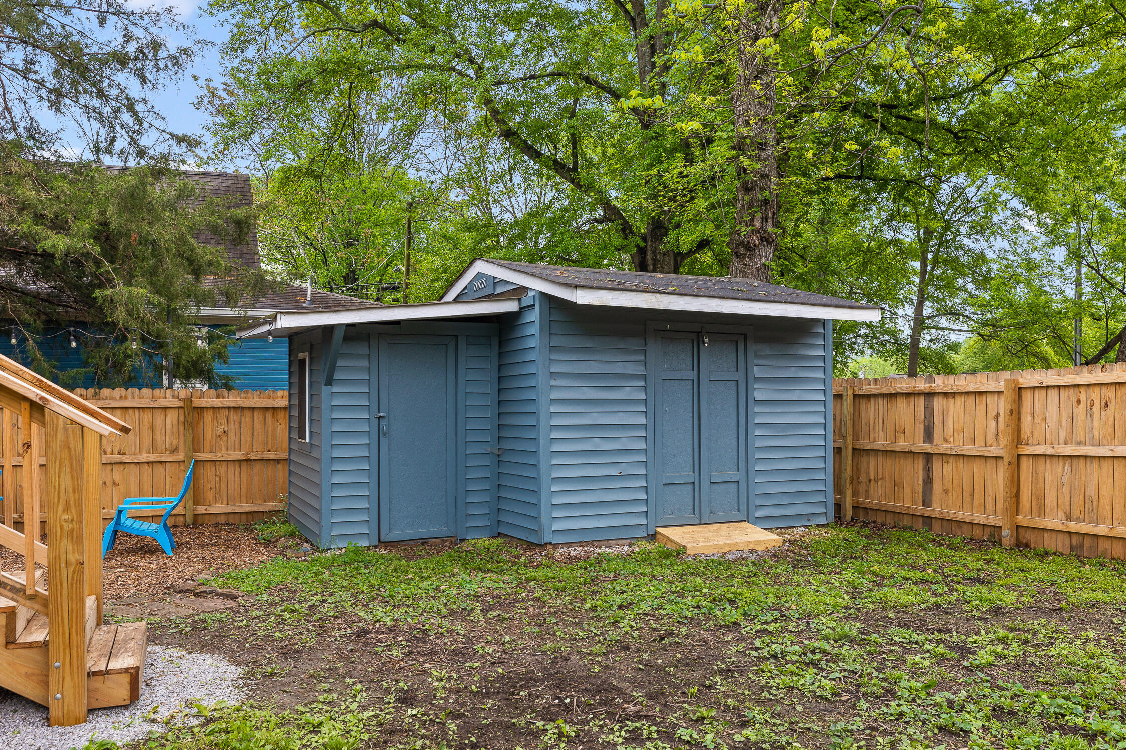1510 W 54th St