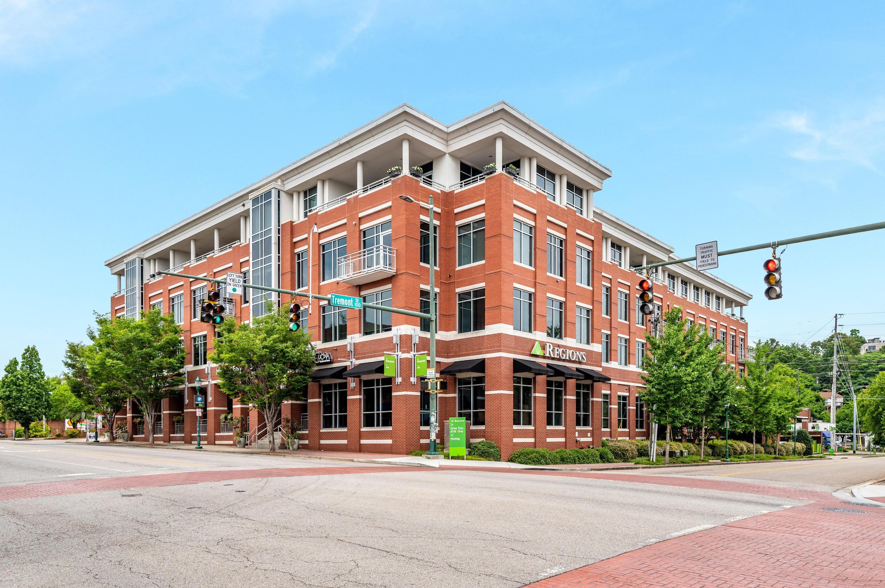345 Frazier Avenue, 307
