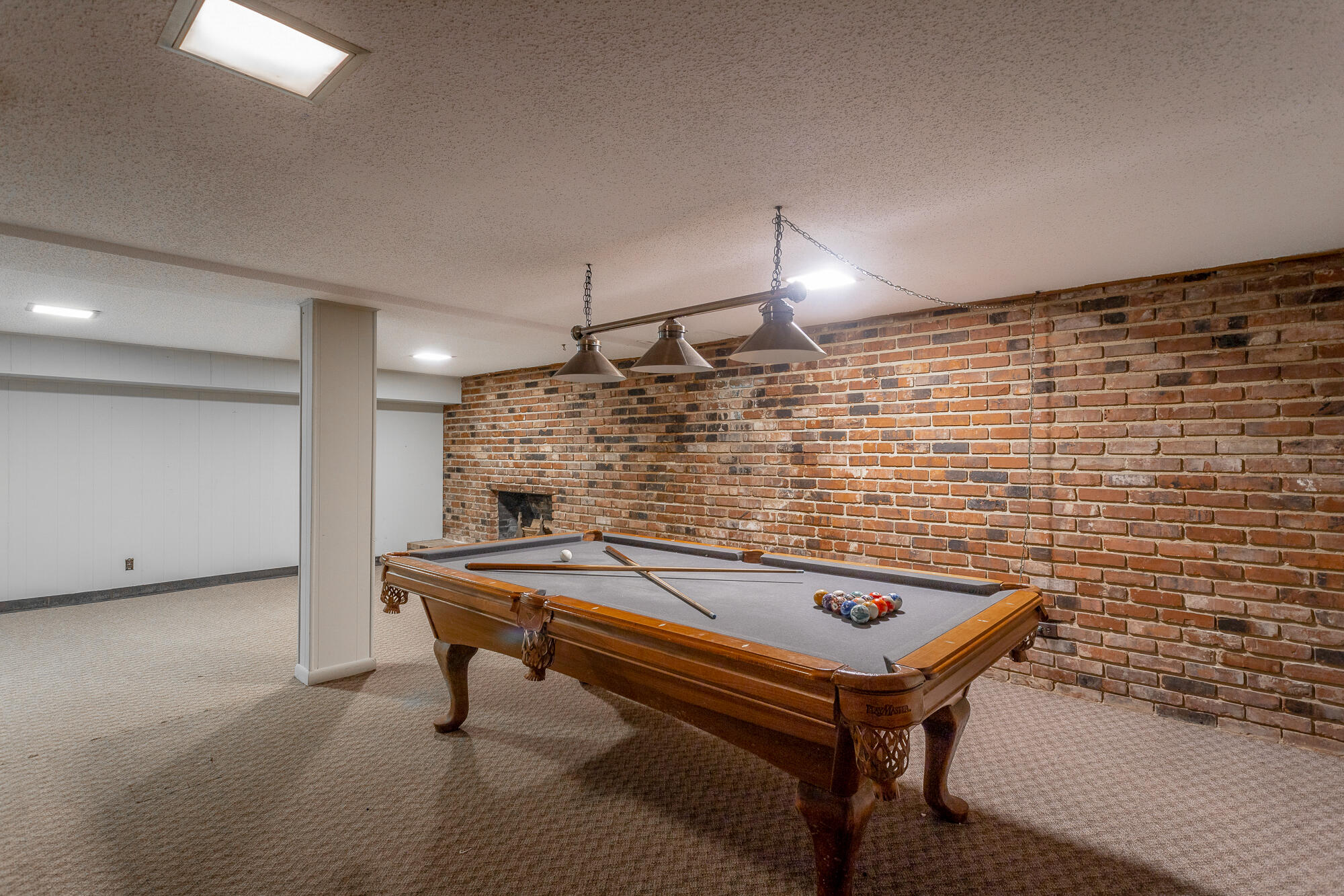 1337 N Glen Drive