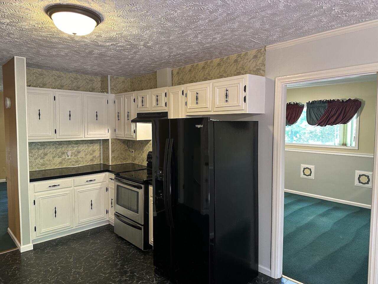 4933 Willow Lawn Drive