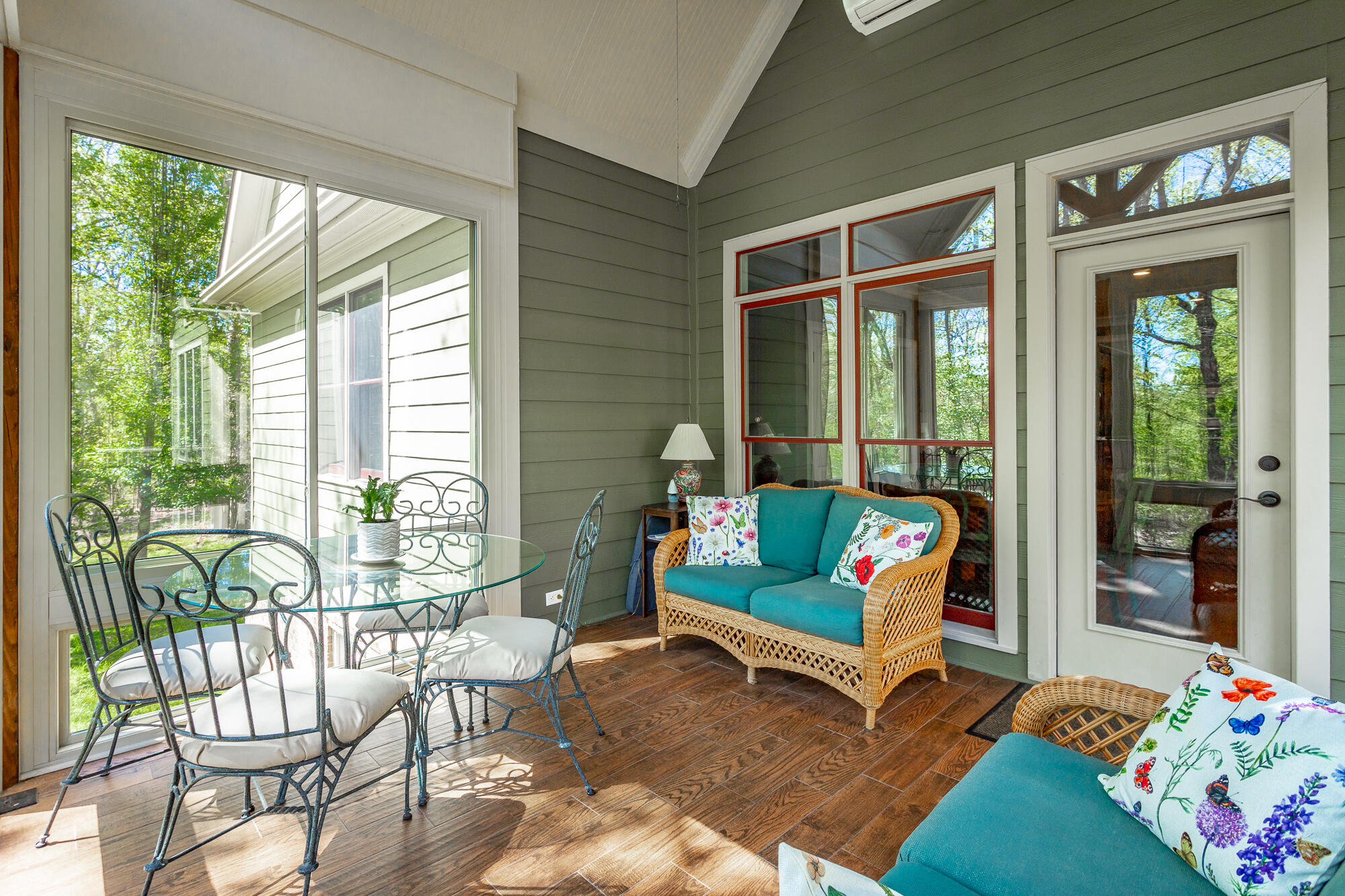 153 Horseshoe Bend Road, E