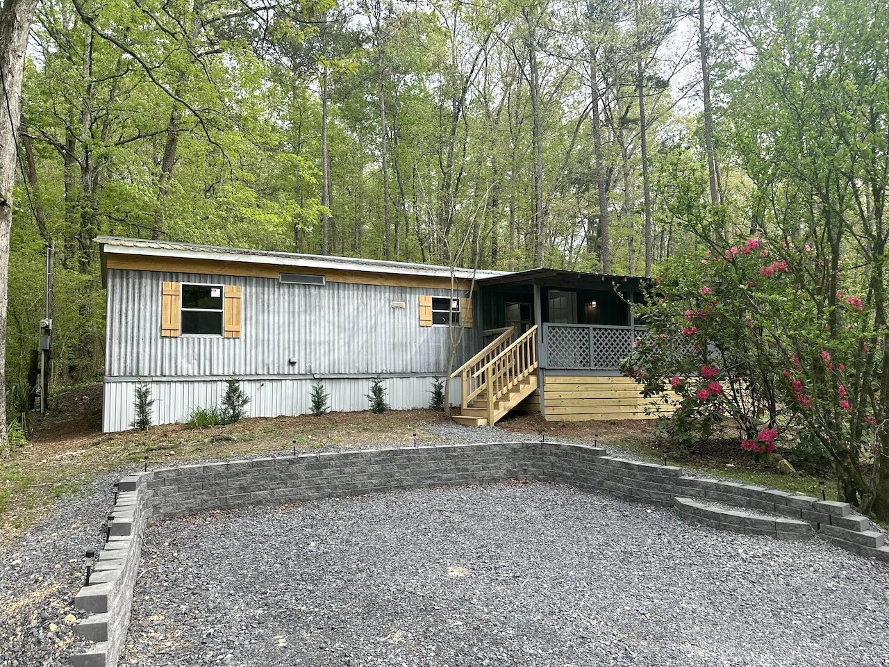 43 Cordell Avenue, LaFayette
