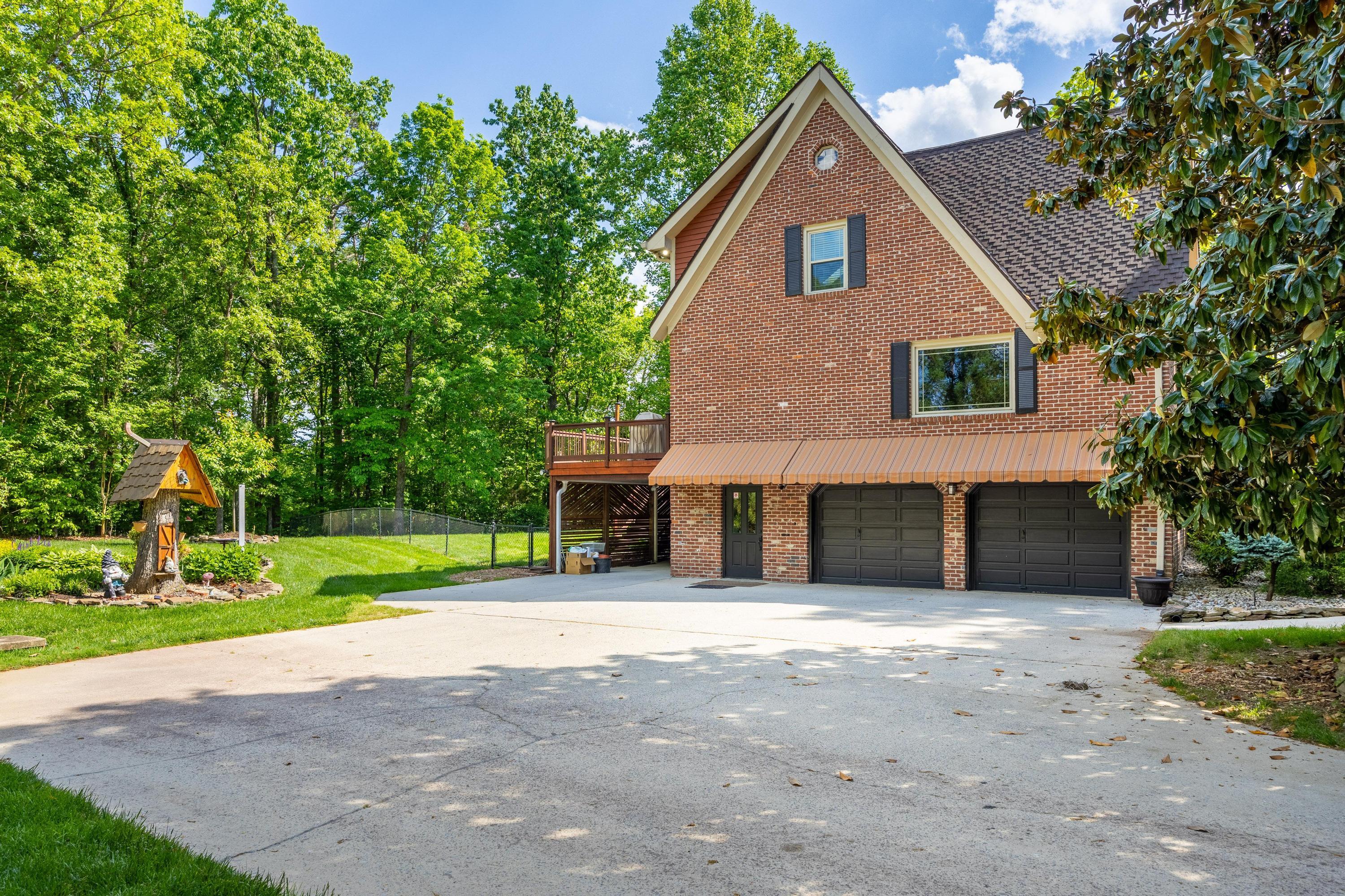 702 Sunset Mountain Drive