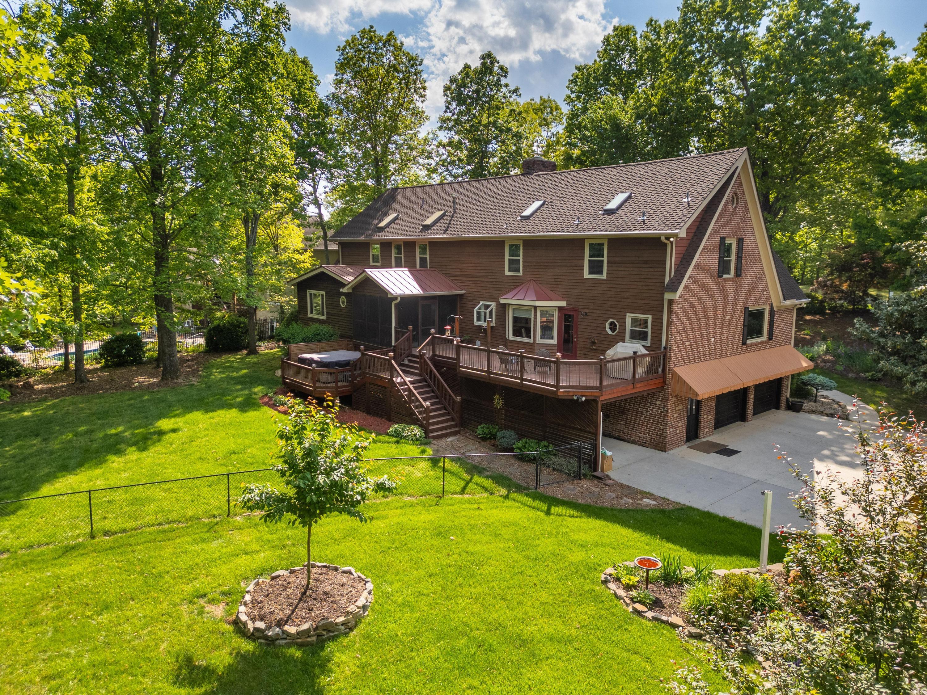 702 Sunset Mountain Drive