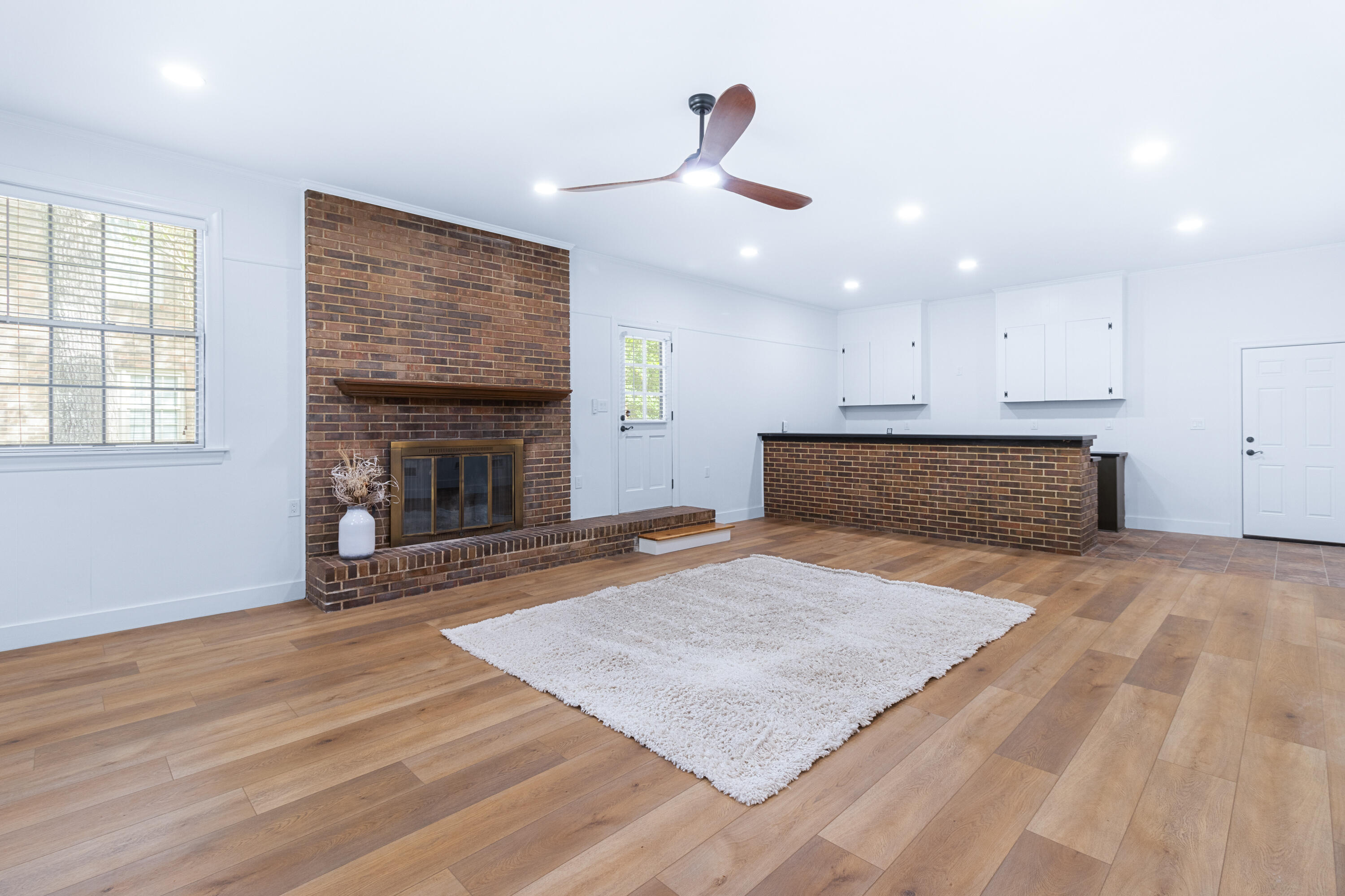 7475 Preston Cir