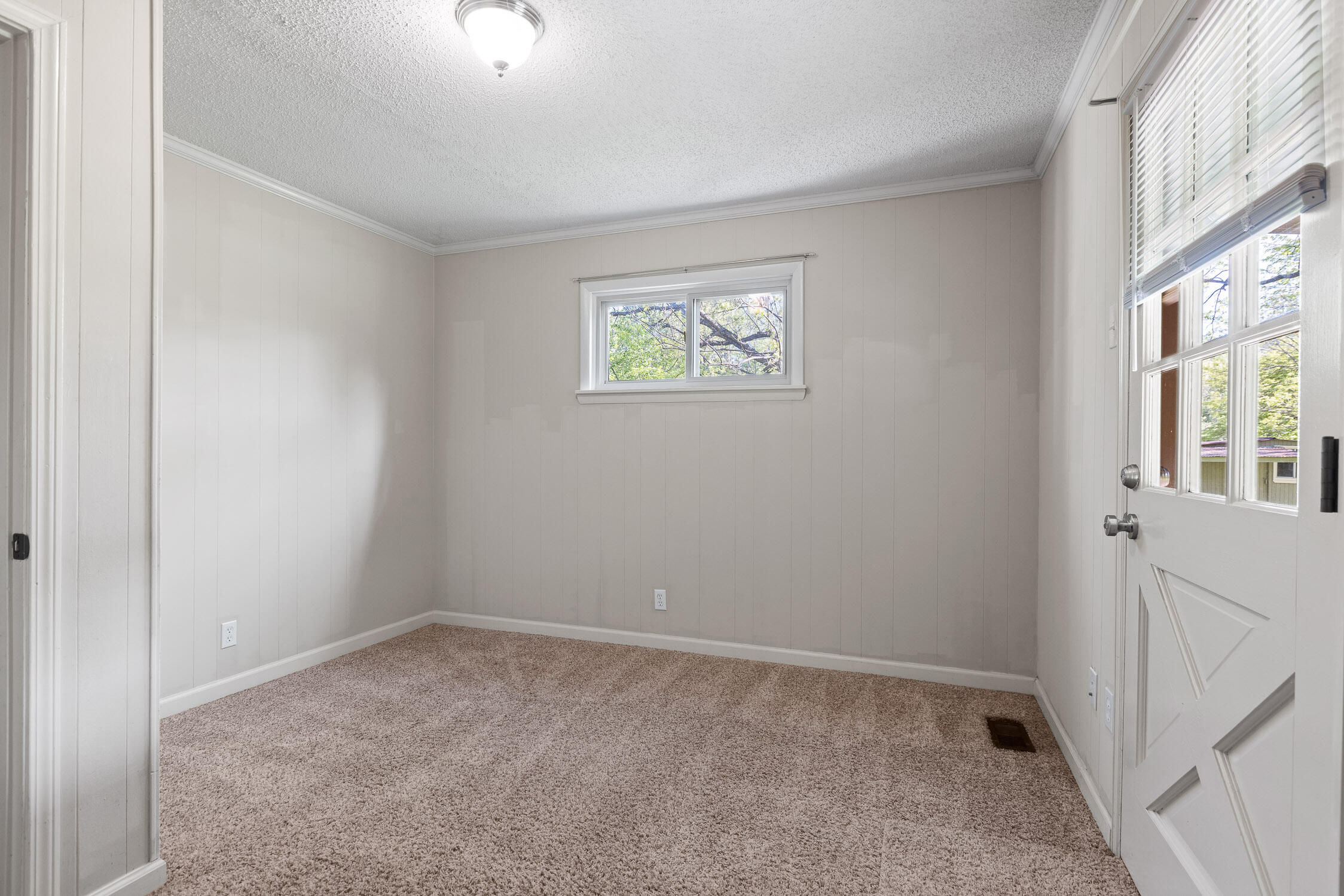326 Newman Rd