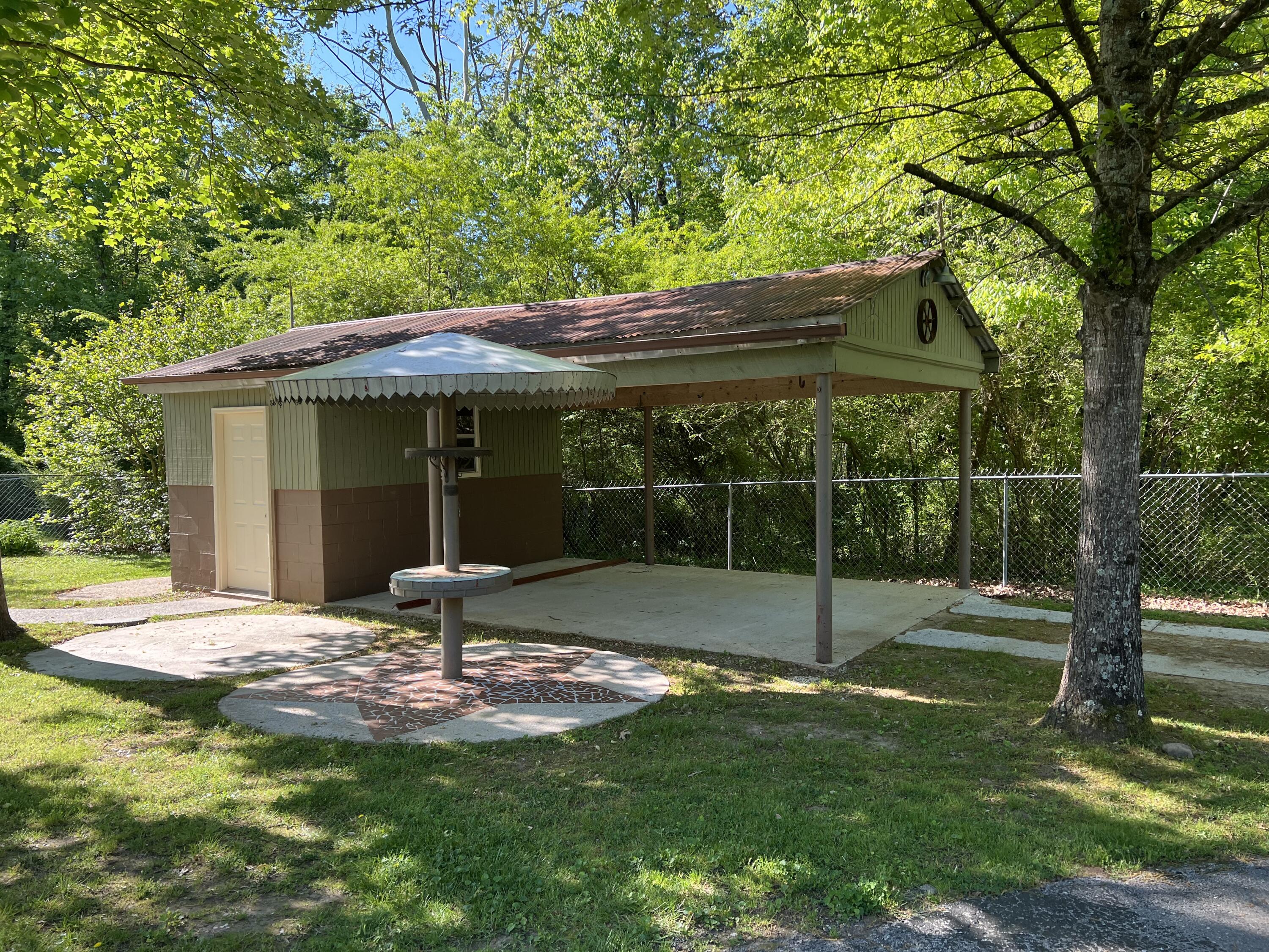 326 Newman Rd