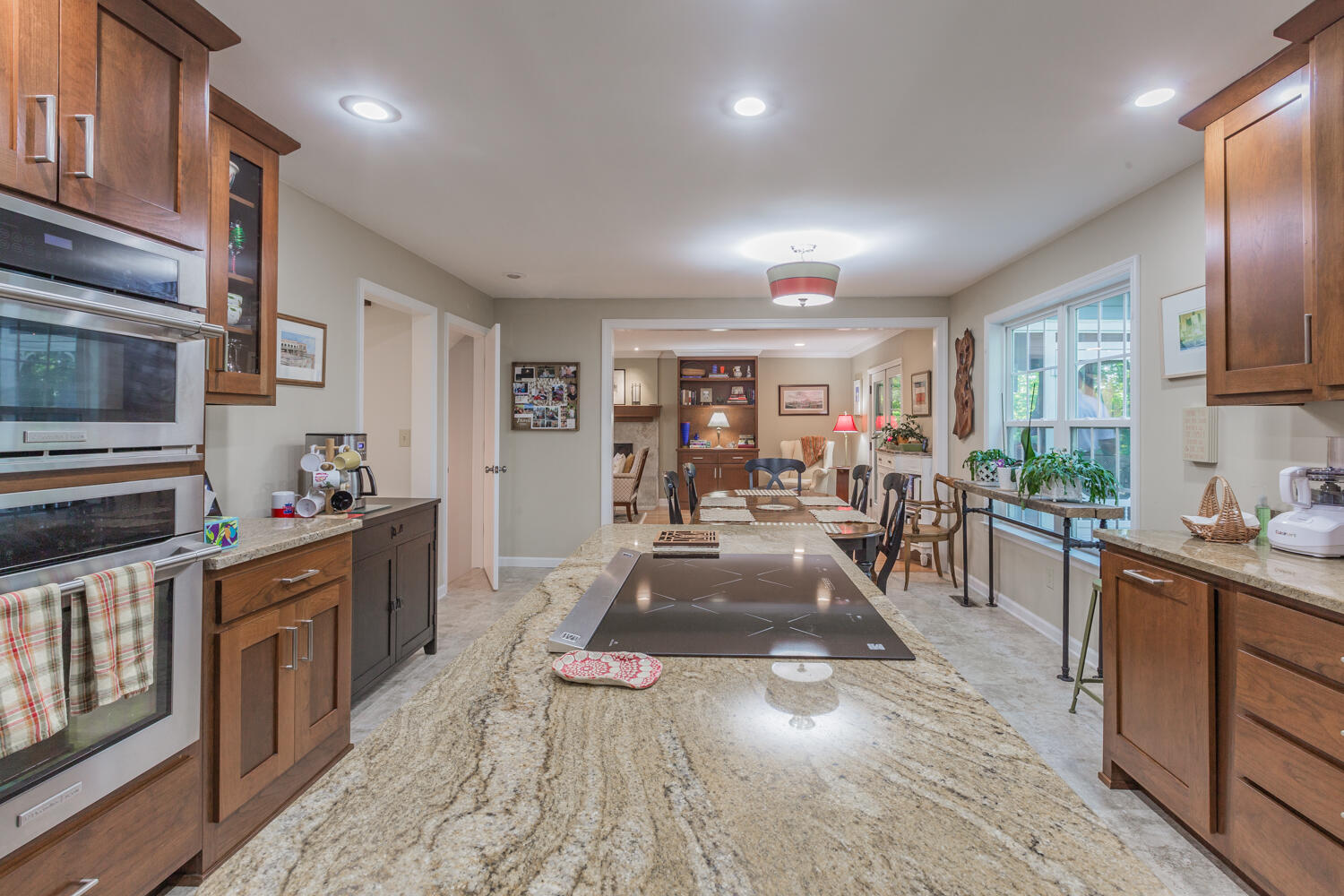 816 Fox Chase Lane