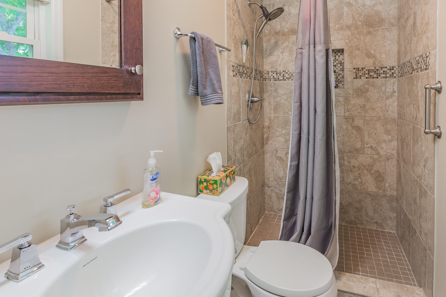 816 Fox Chase Lane