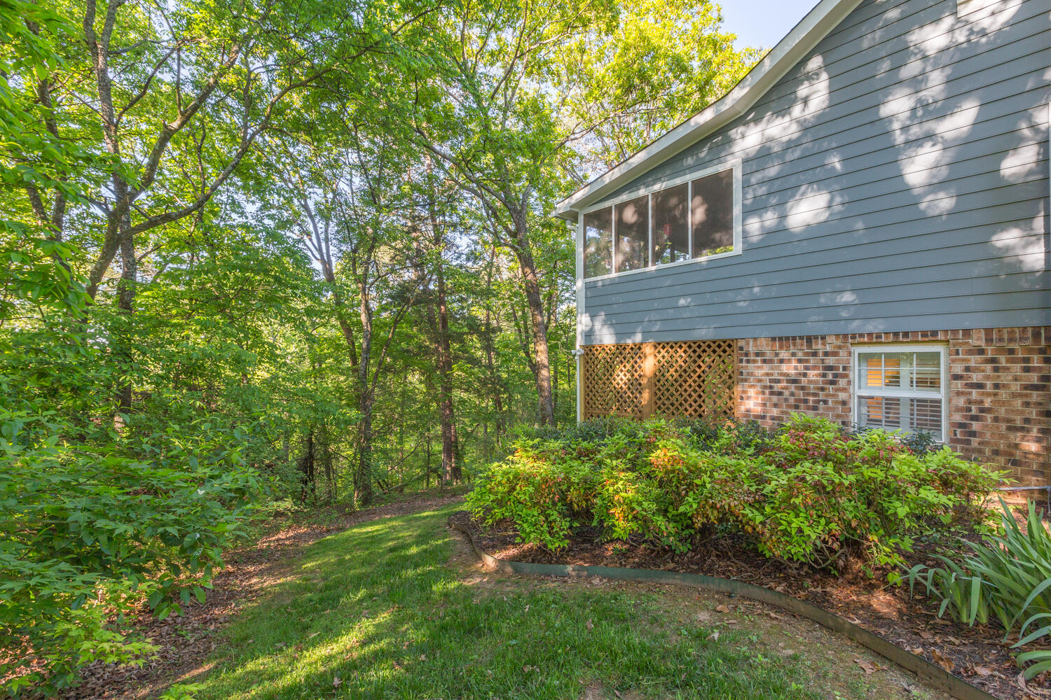 816 Fox Chase Lane