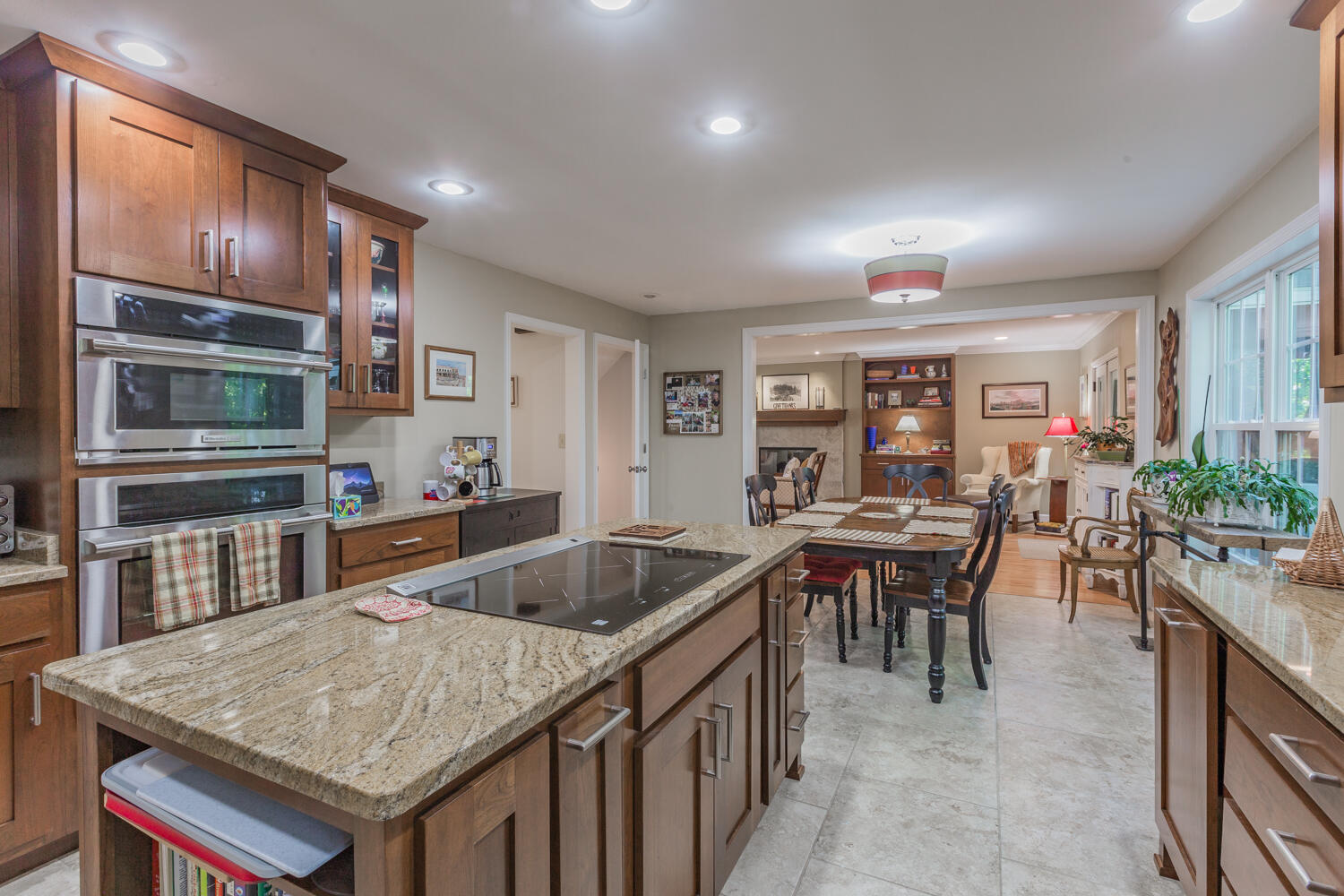 816 Fox Chase Lane