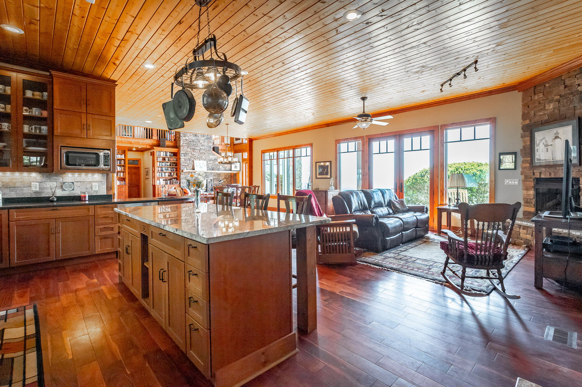 6312 Forest Park Drive
