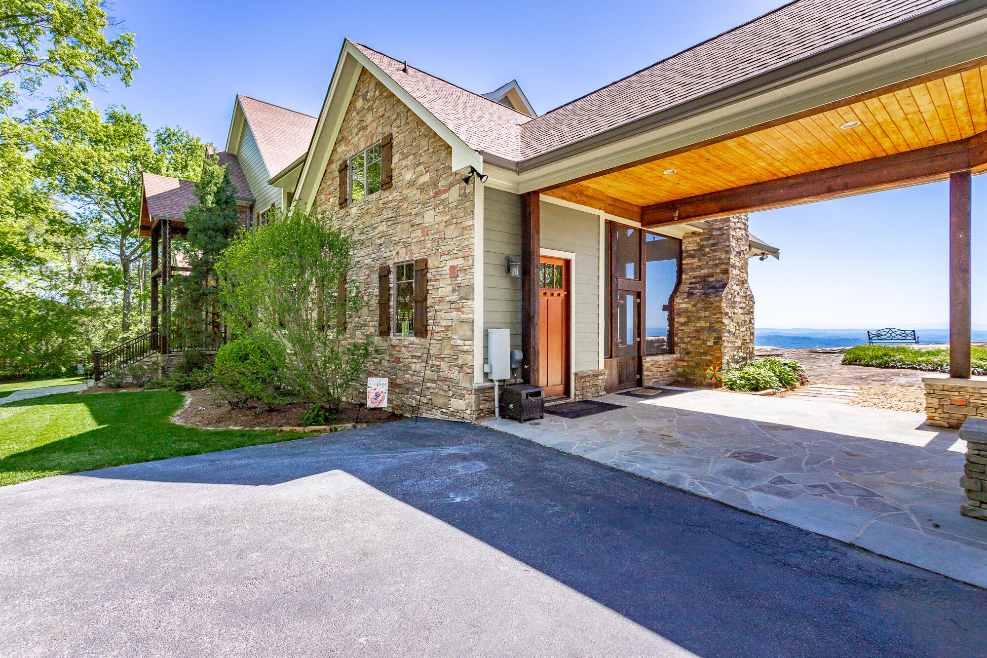 6312 Forest Park Drive