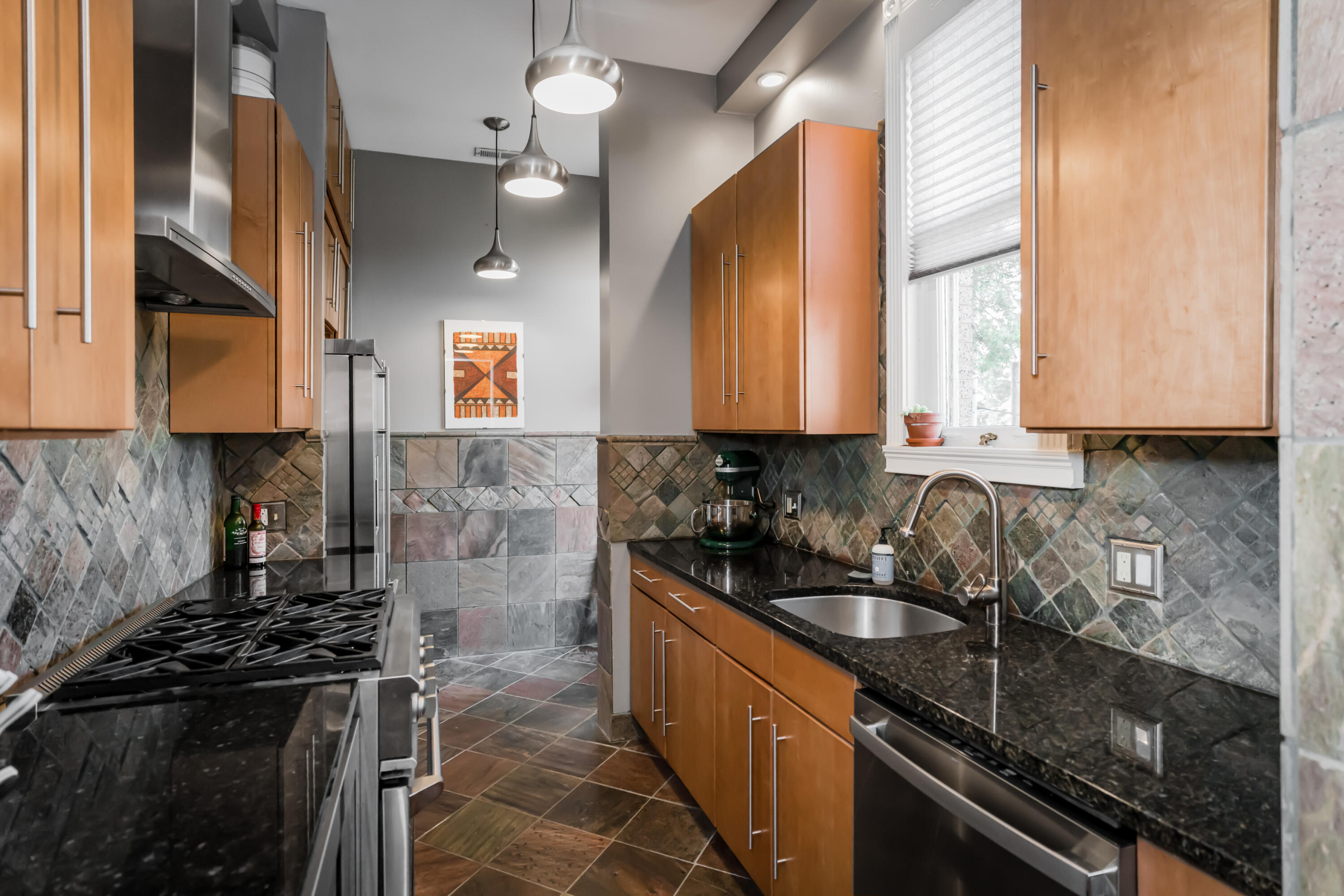 900 Vine Street, 2