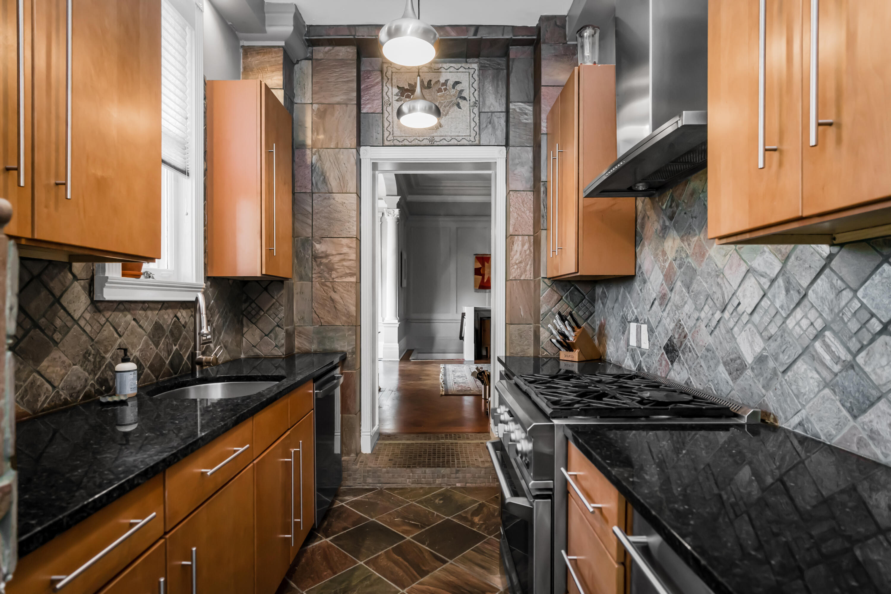900 Vine Street, 2