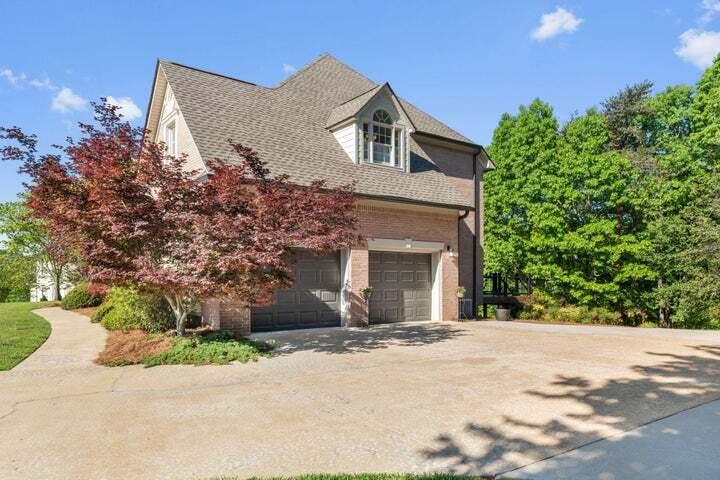 2317 Talking Leaves Drive