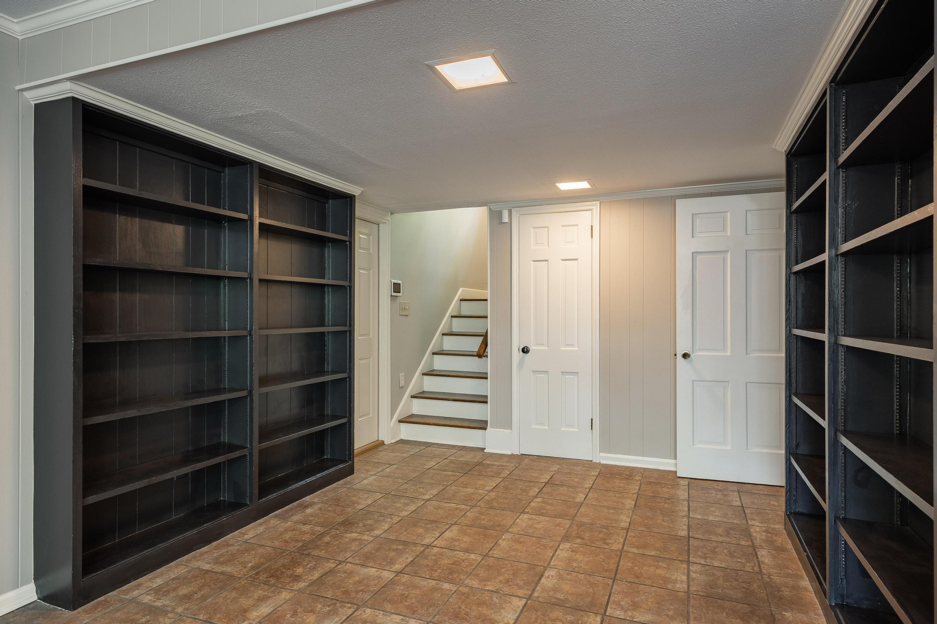 1115 Cumberland Road