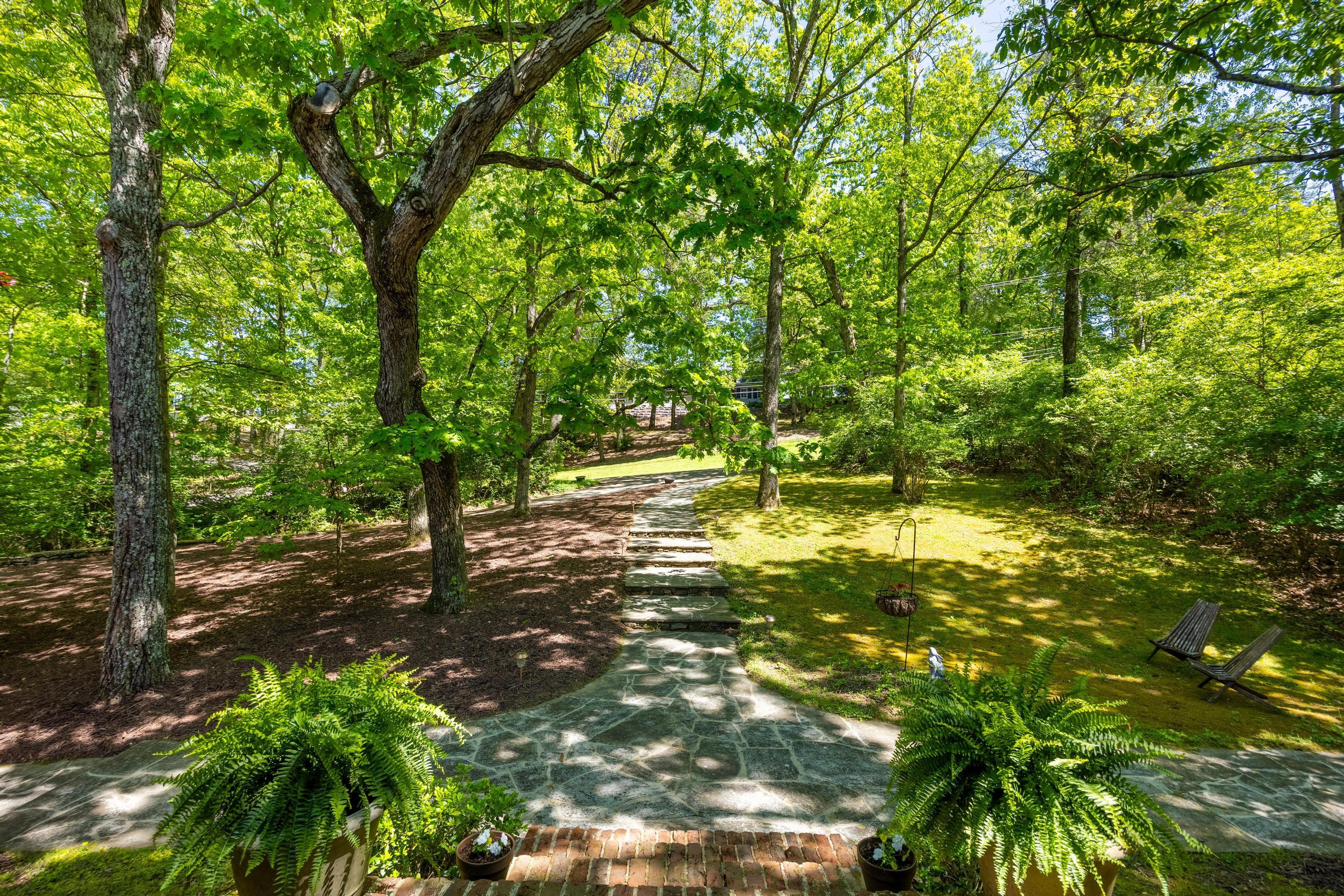 1115 Cumberland Road