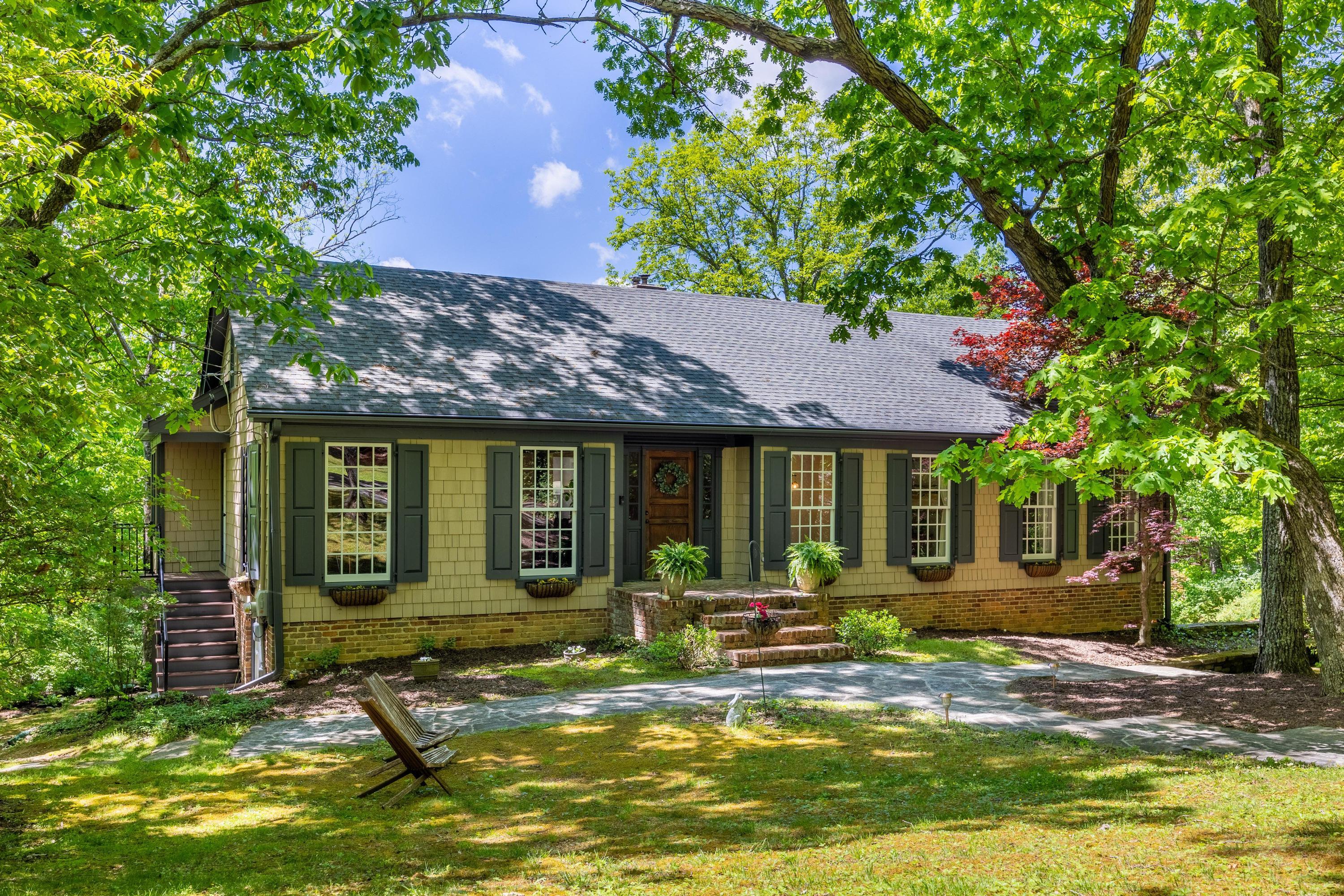 1115 Cumberland Road