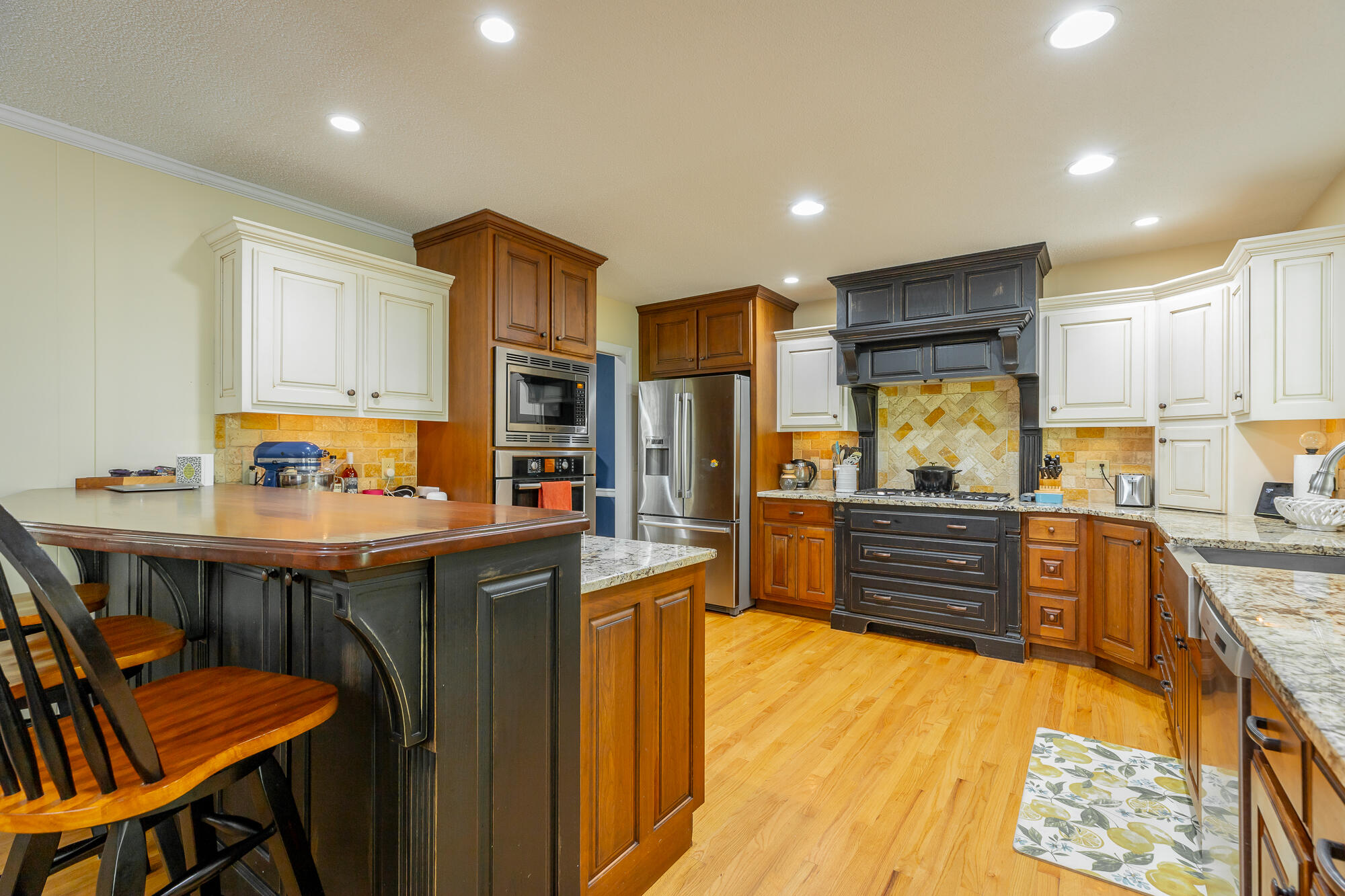 904 Glamis Circle