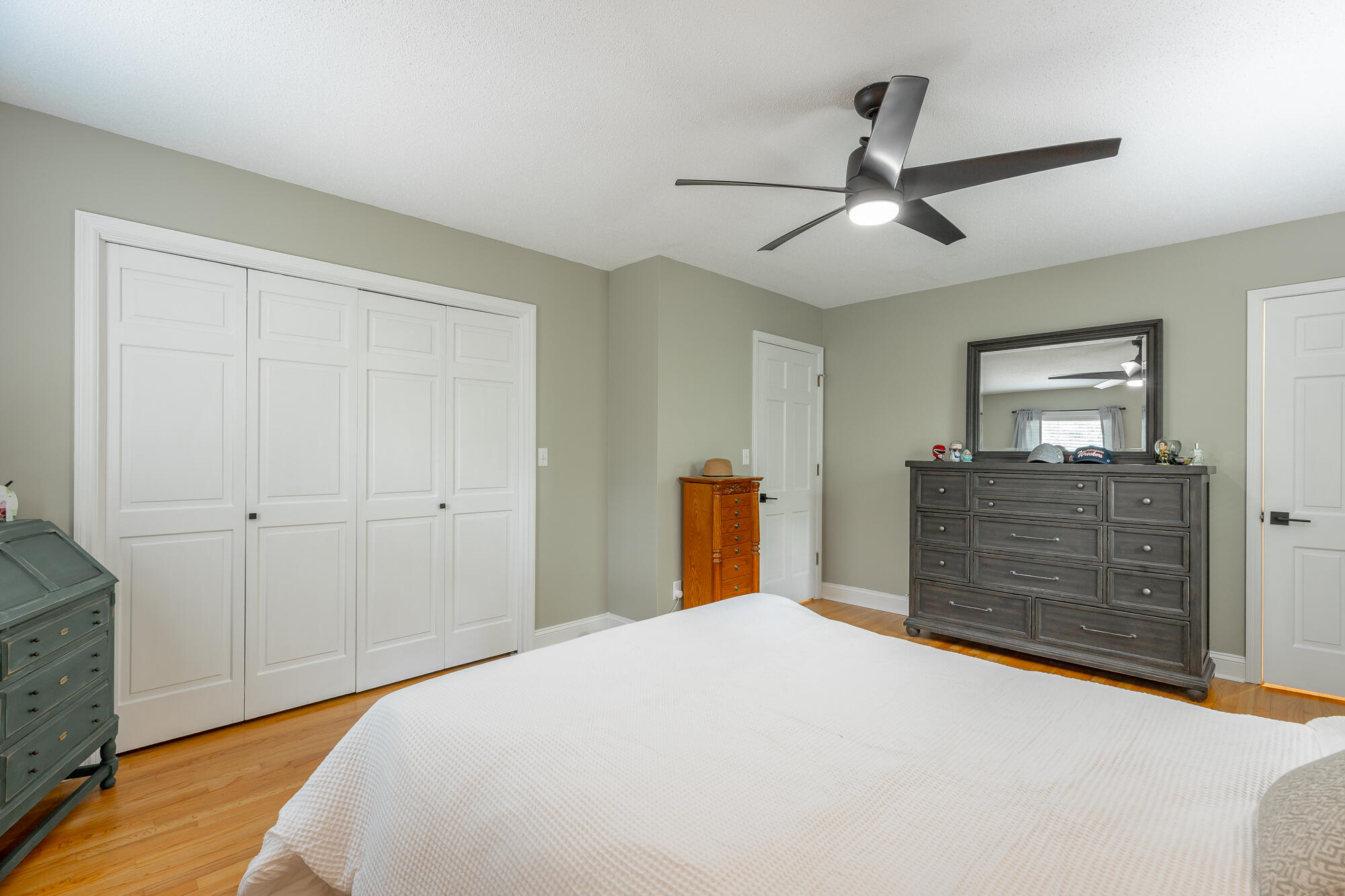 904 Glamis Circle