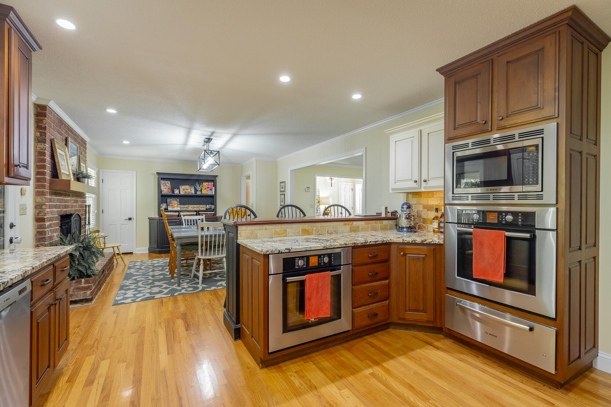 904 Glamis Circle