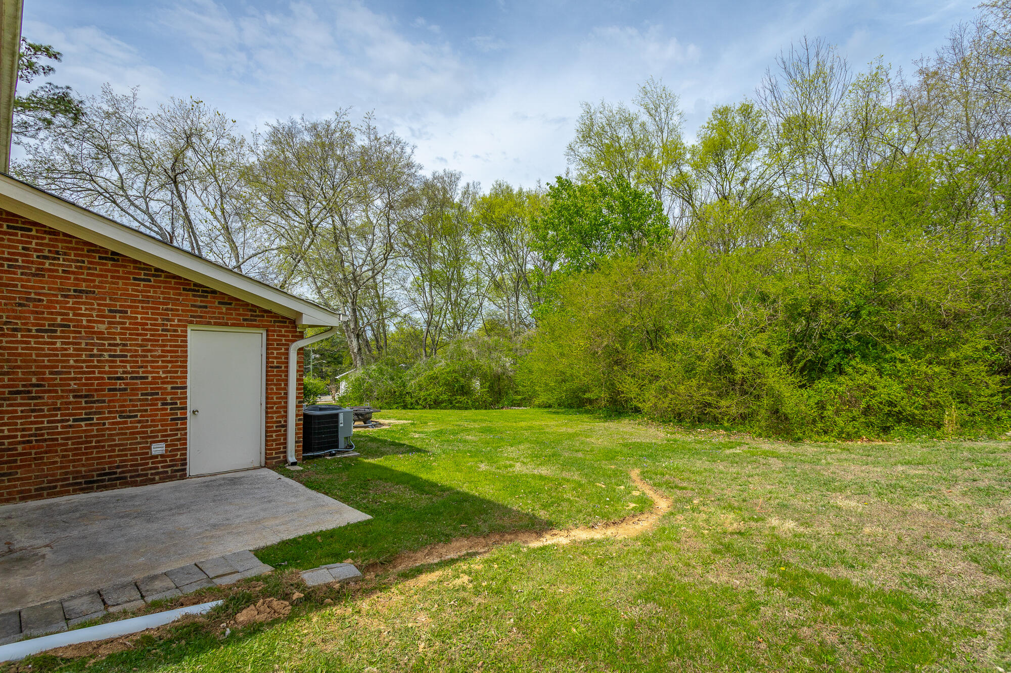 2622 Hickory Valley Rd, Unit B