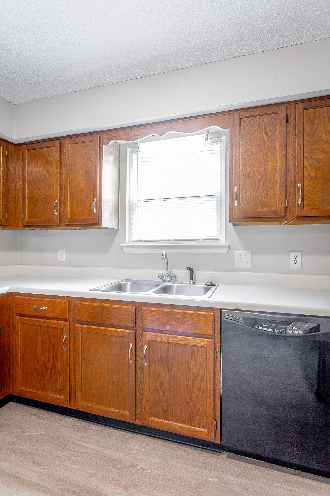 2622 Hickory Valley Rd, Unit B