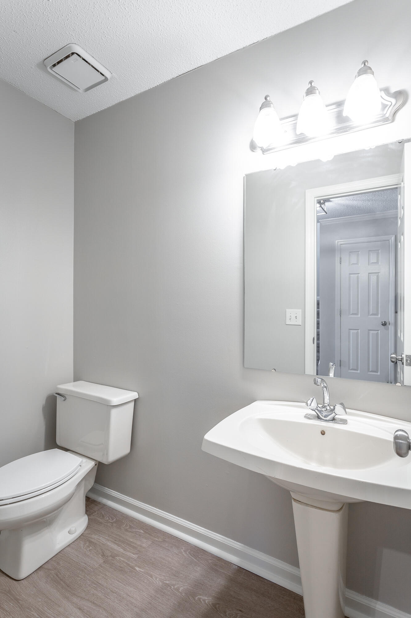 2622 Hickory Valley Rd, Unit B