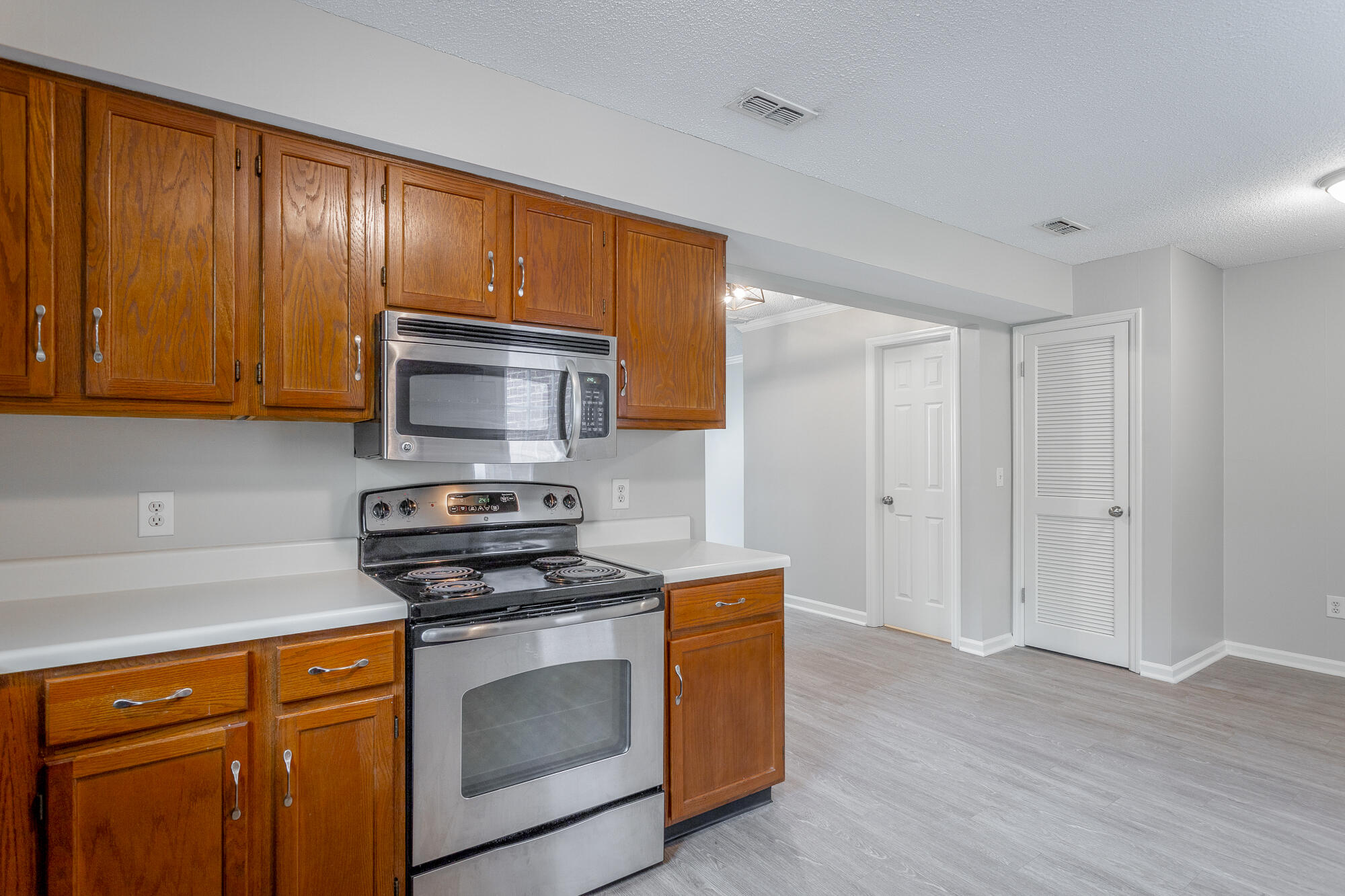 2622 Hickory Valley Rd, Unit B