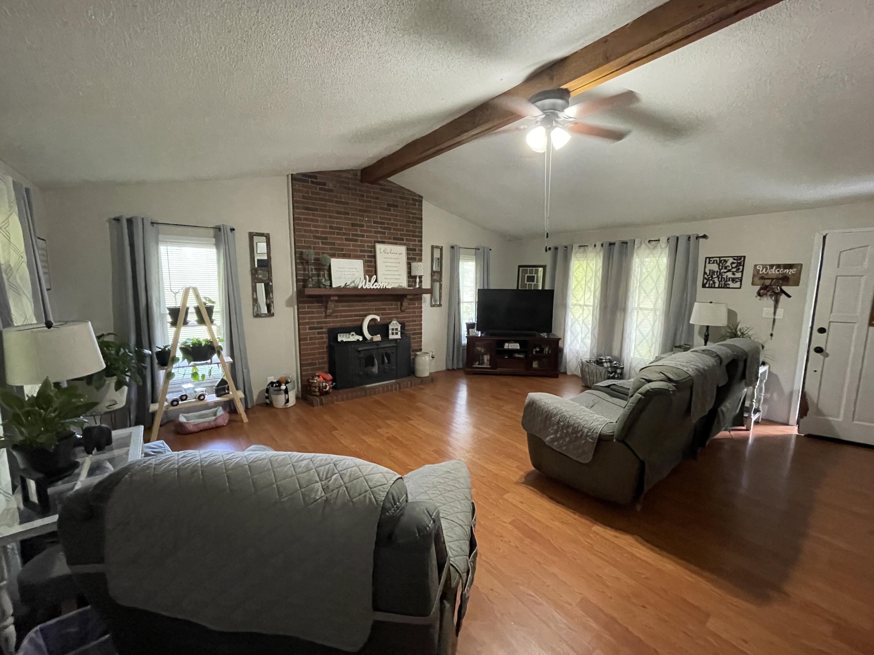 483 Bronco Road Spur, LaFayette