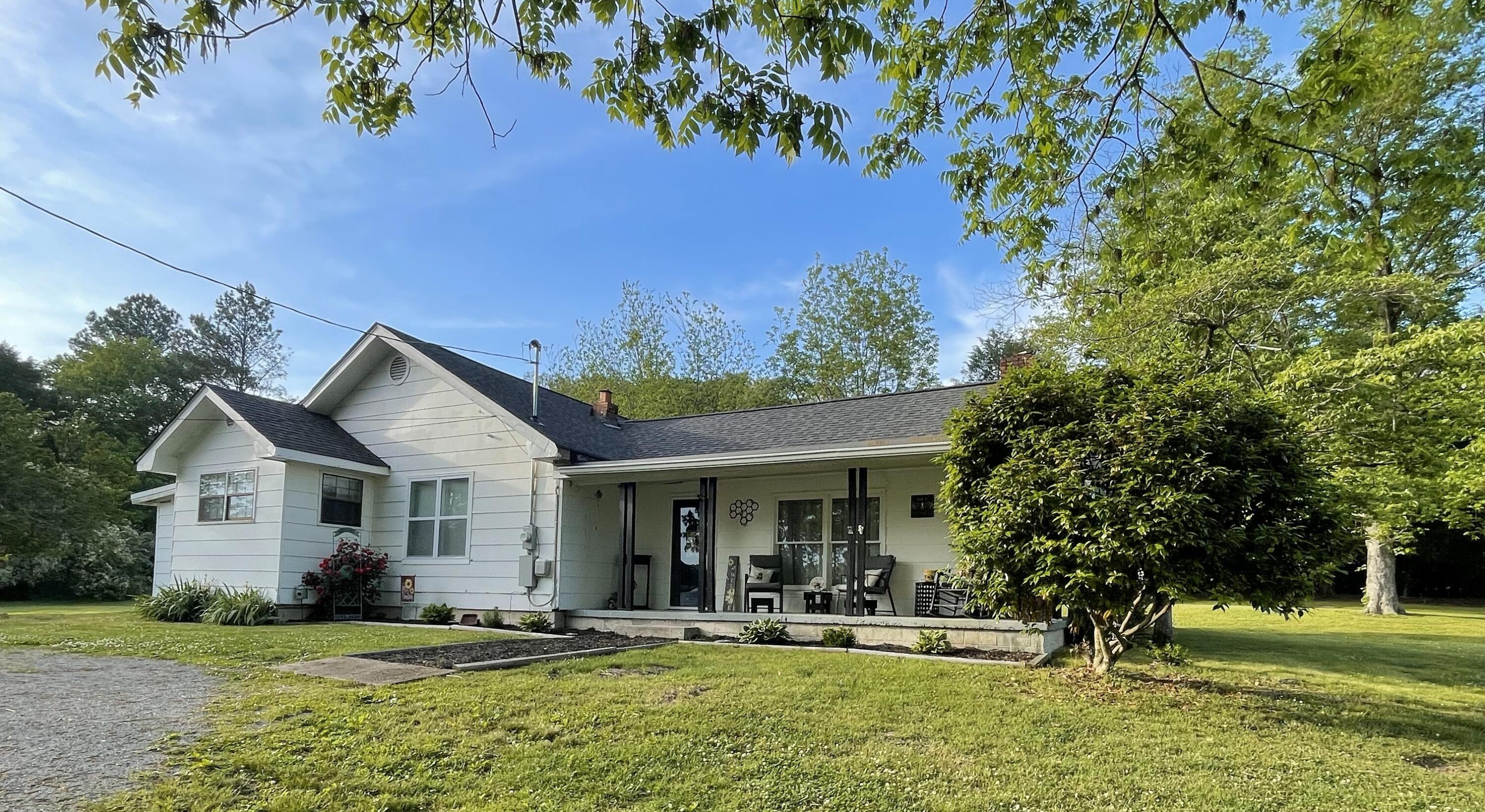 483 Bronco Road Spur, LaFayette