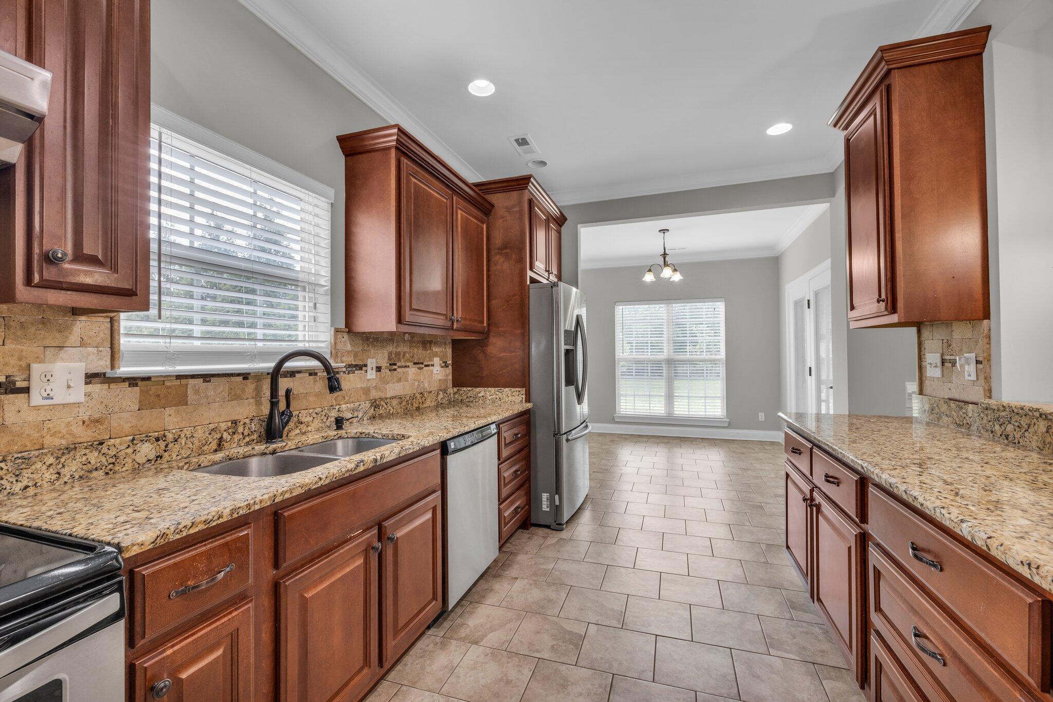 5340 Mandarin Circle