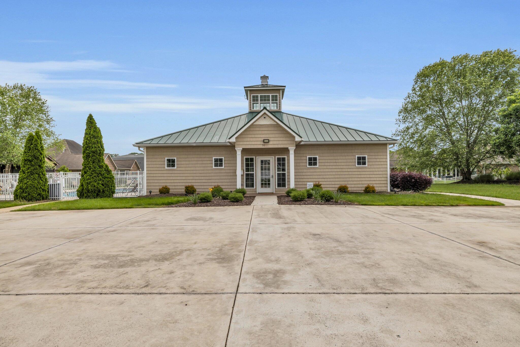 5340 Mandarin Circle