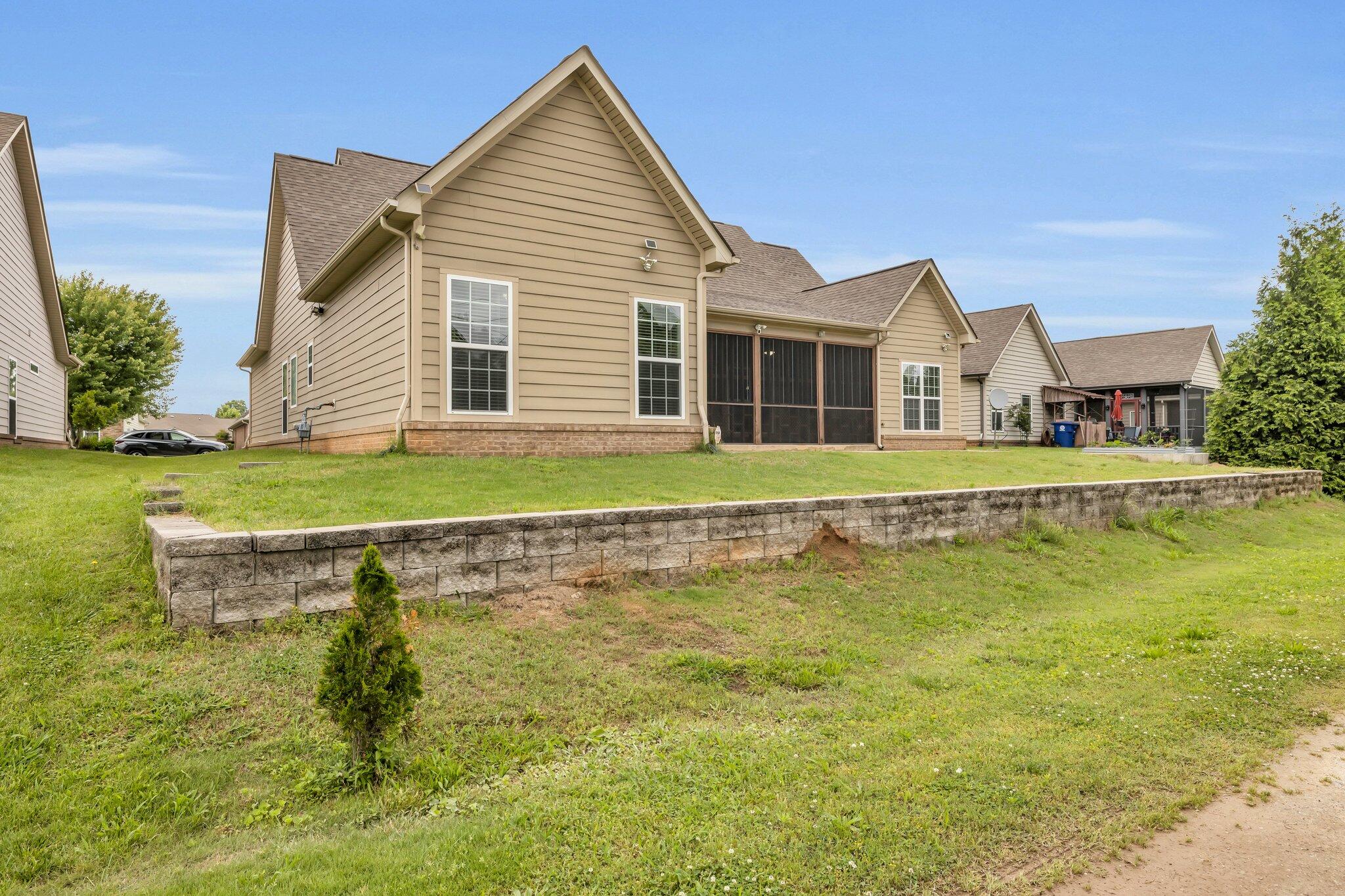 5340 Mandarin Circle