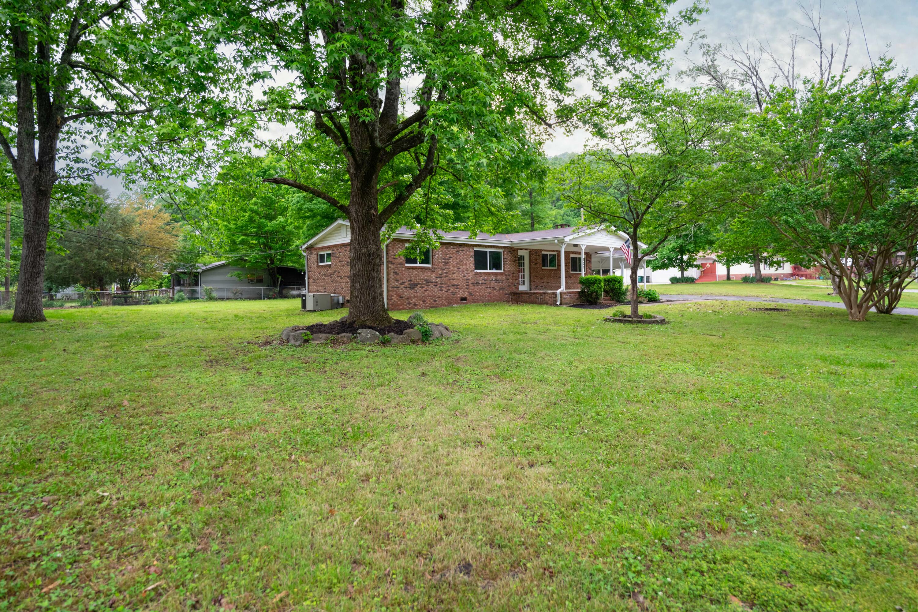 807 Pickett Gulf Road