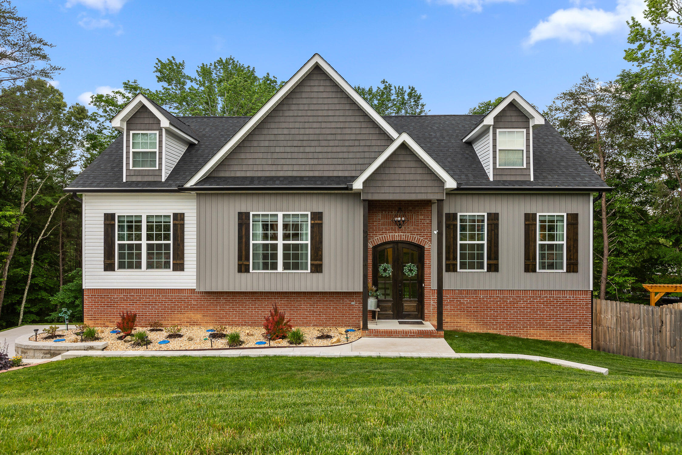 1869 Sugar Maple Lane
