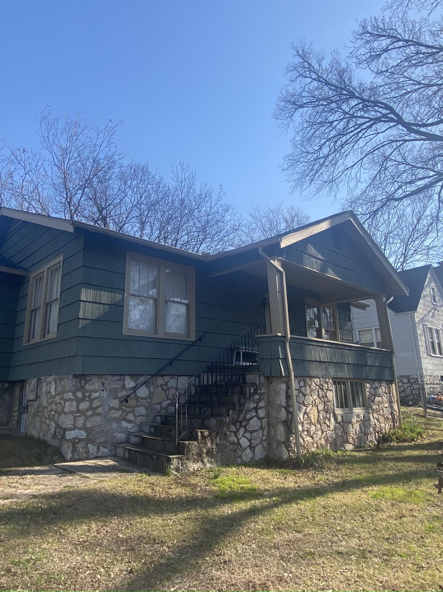 3209 Navajo Drive