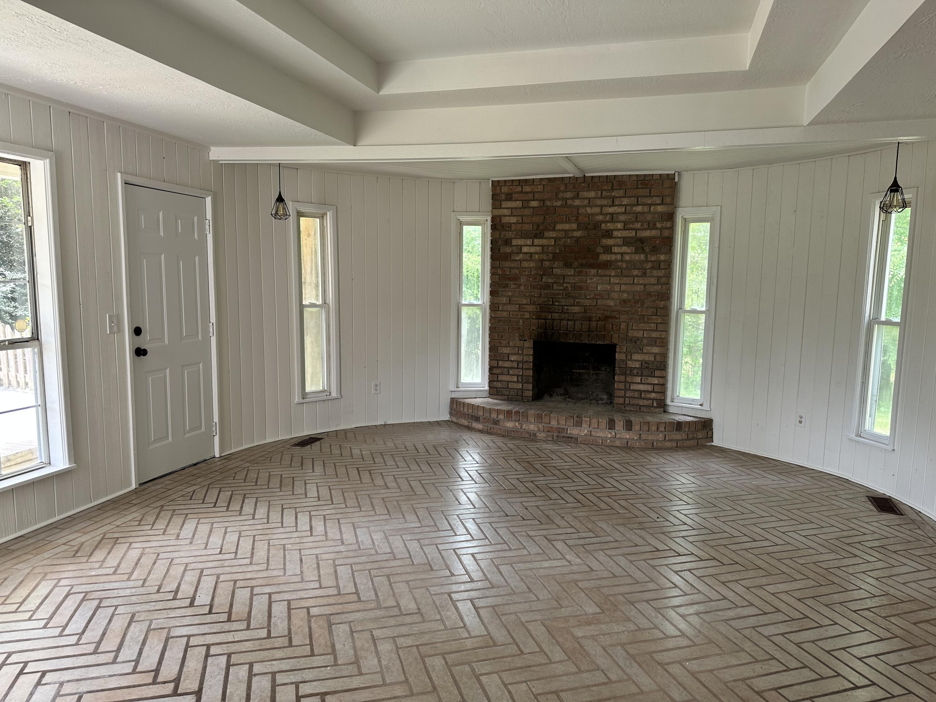4020 Clonts Road