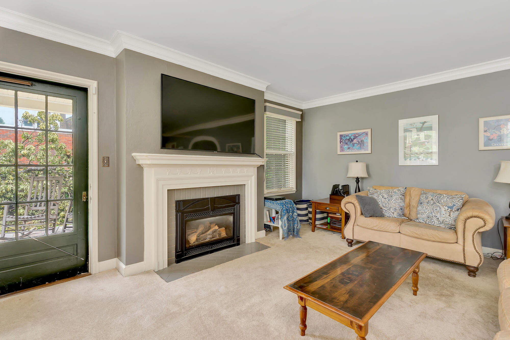 817 Mount Vernon Ave