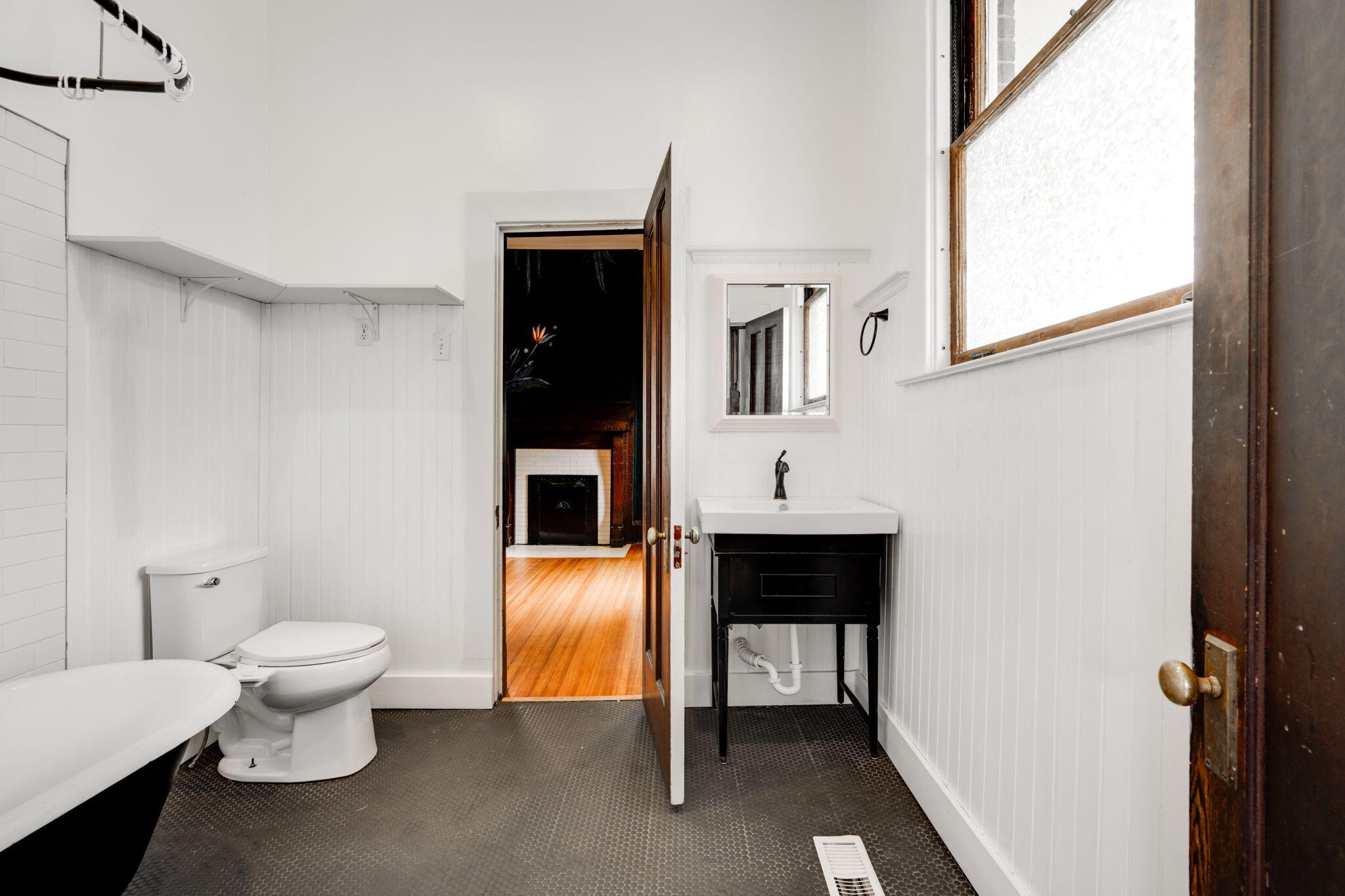 1406 Chamberlain Avenue