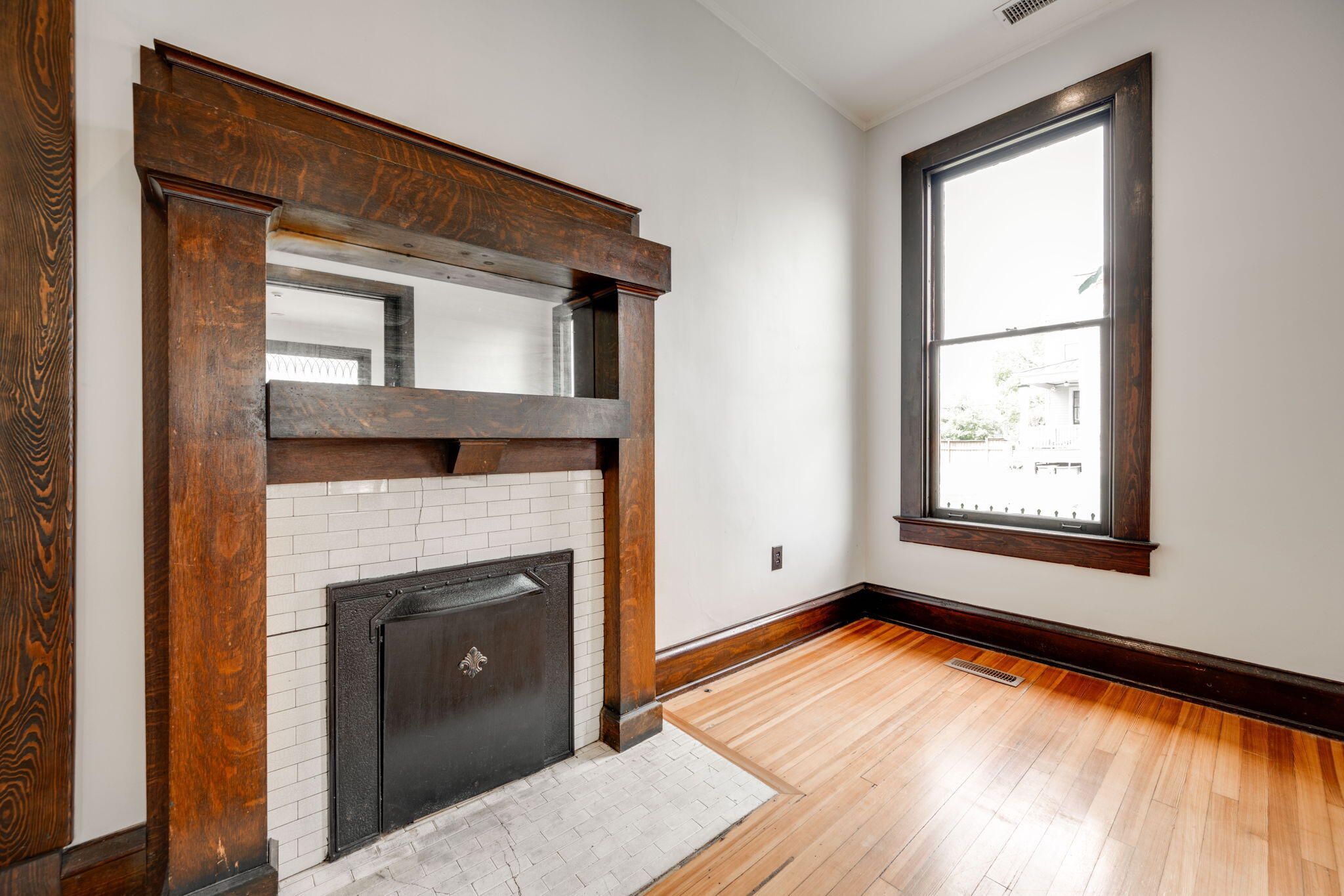 1406 Chamberlain Avenue