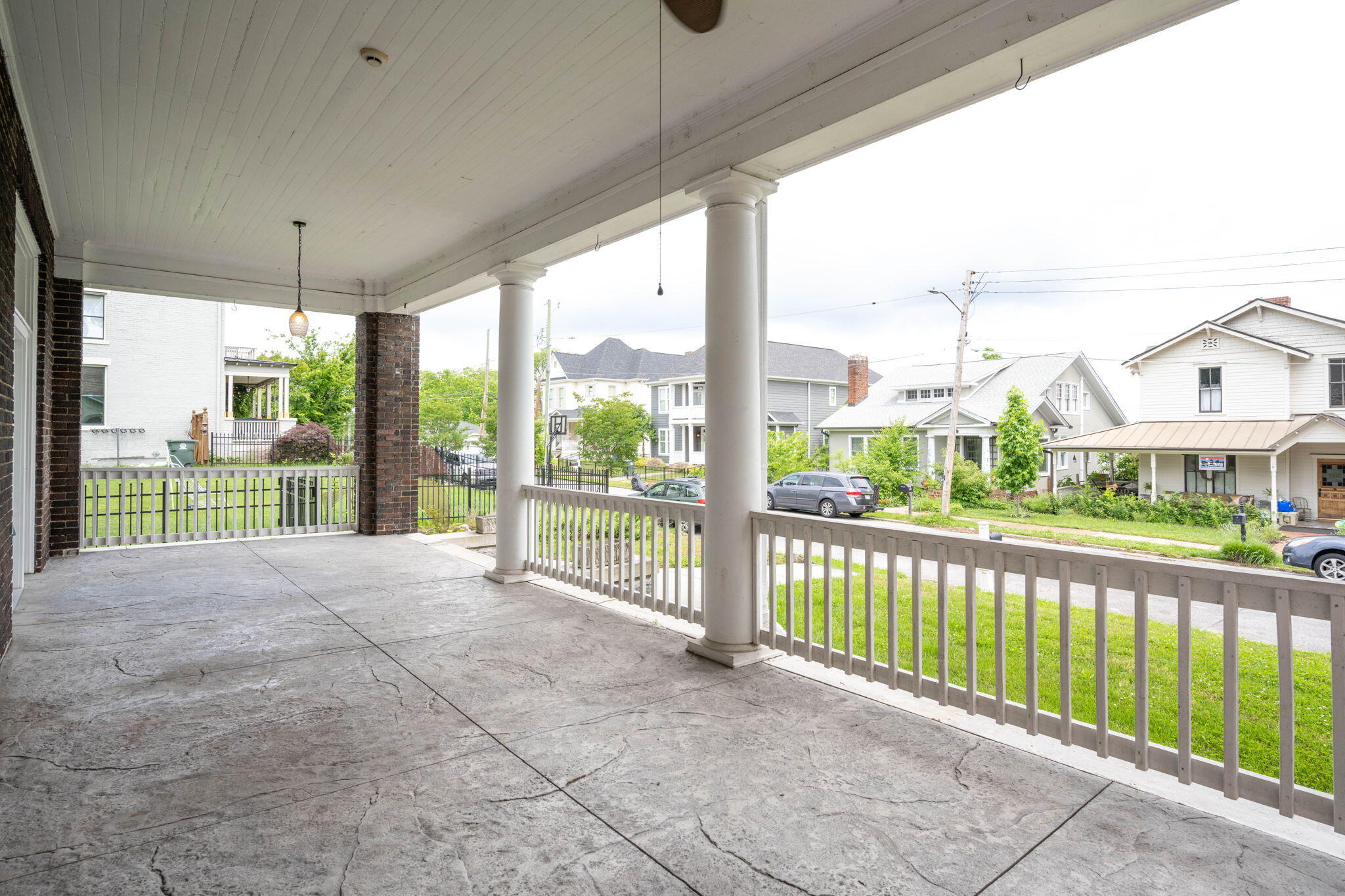 1406 Chamberlain Avenue