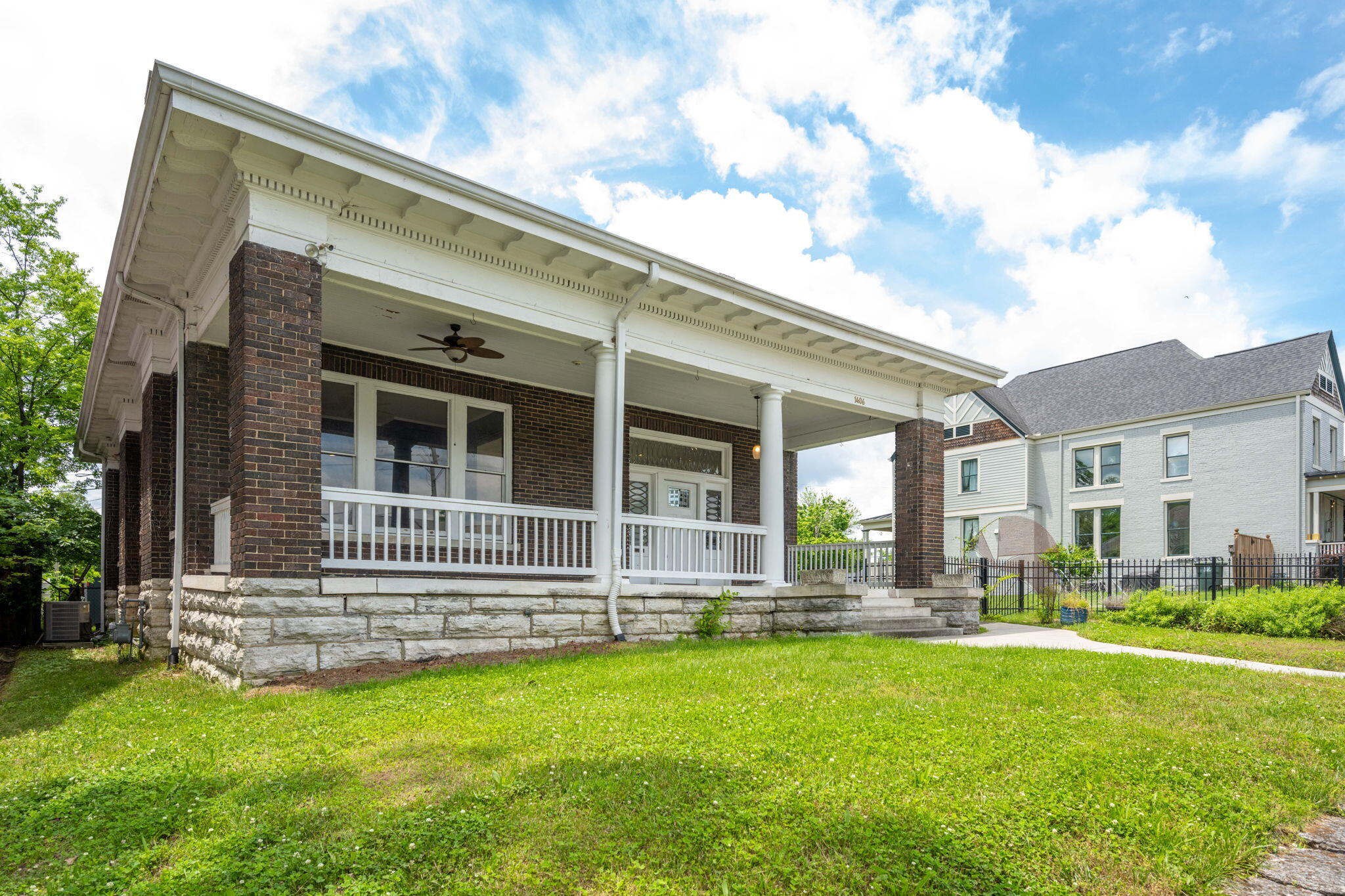 1406 Chamberlain Avenue