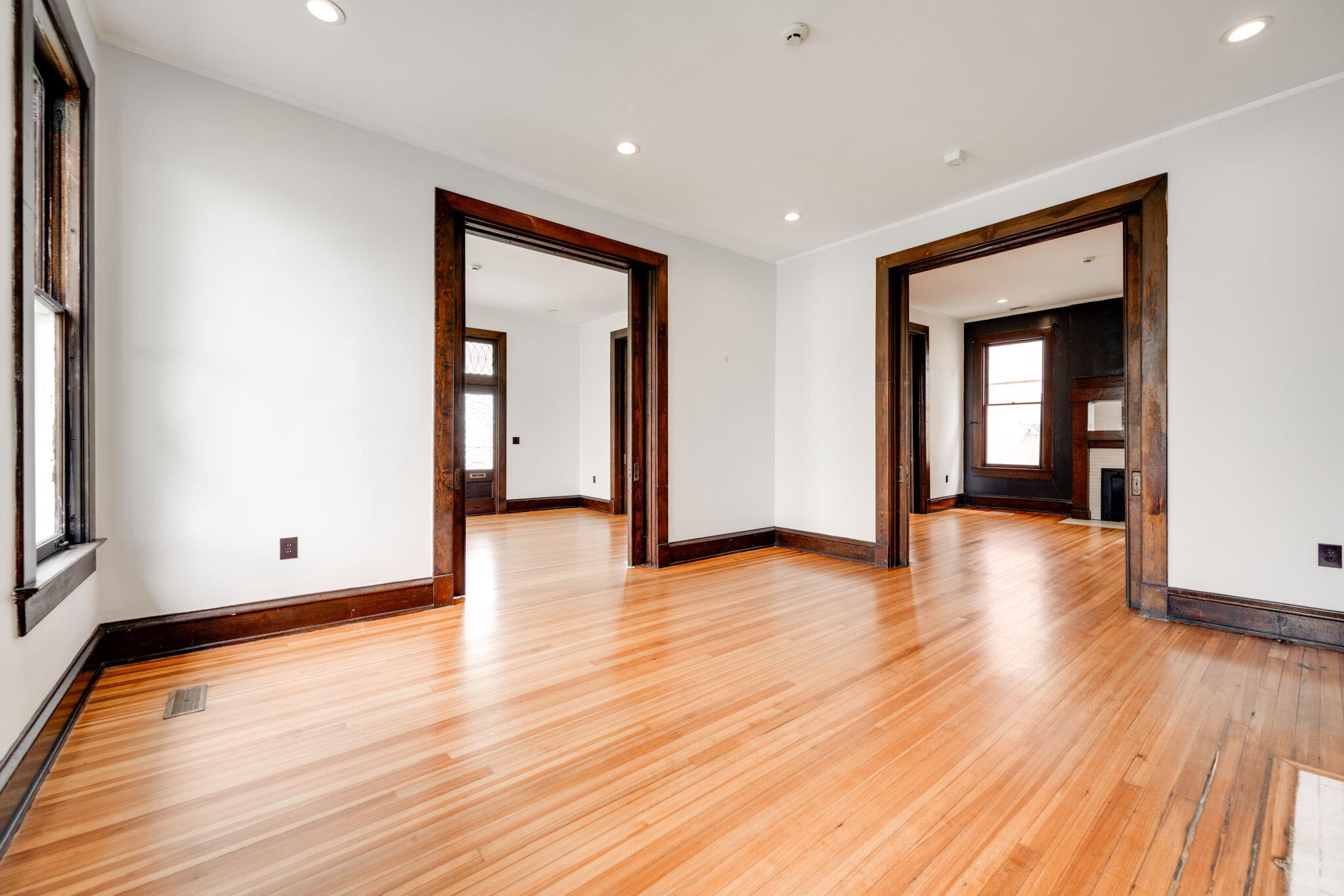 1406 Chamberlain Avenue