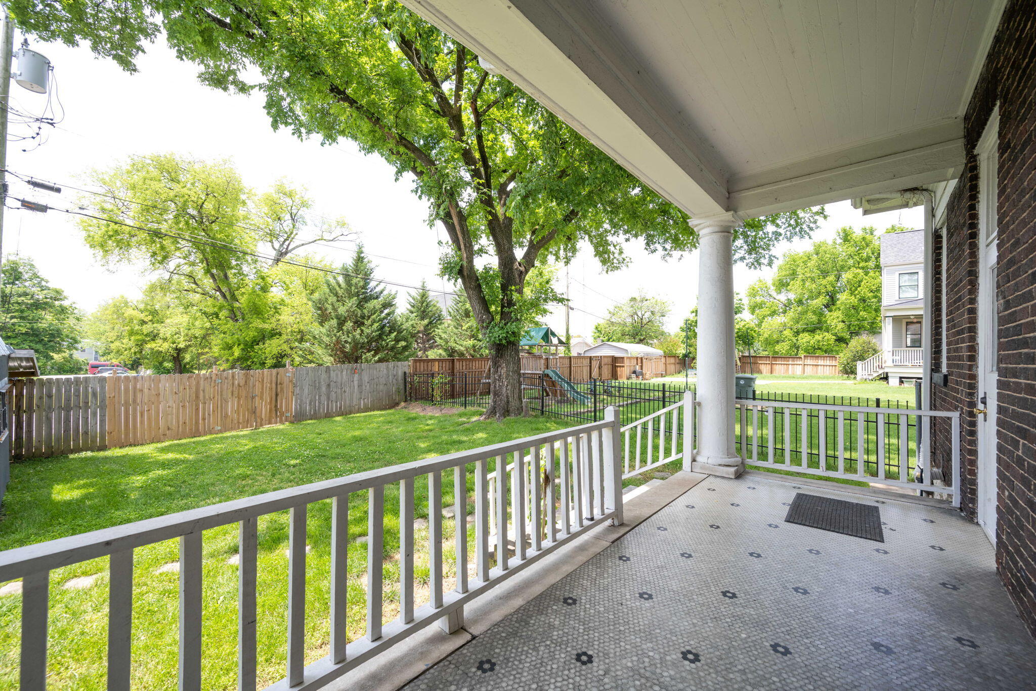 1406 Chamberlain Avenue