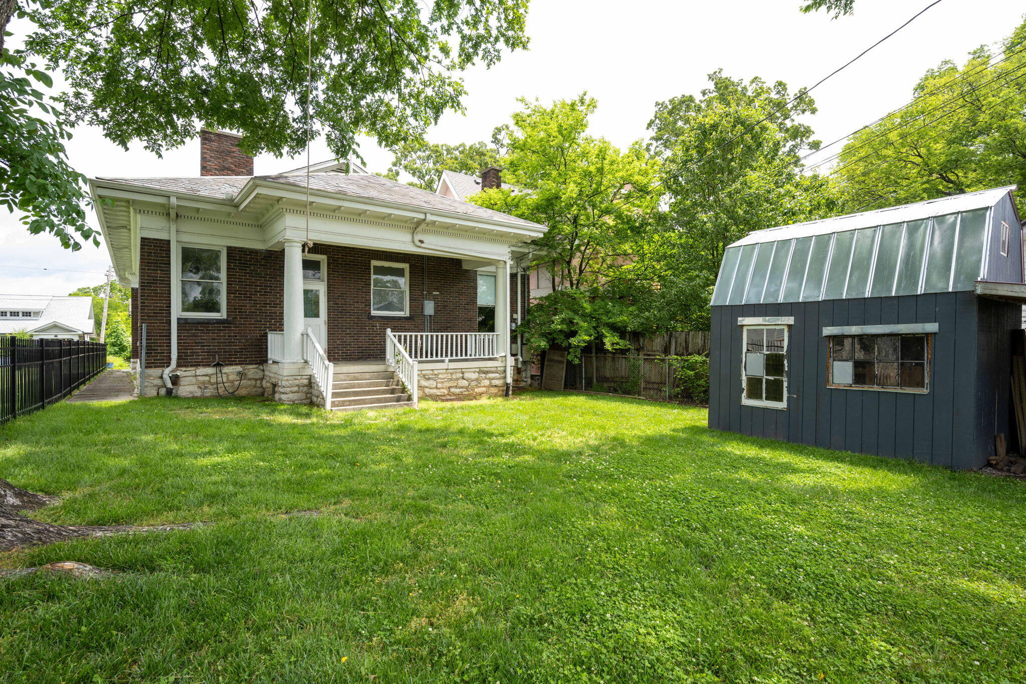 1406 Chamberlain Avenue