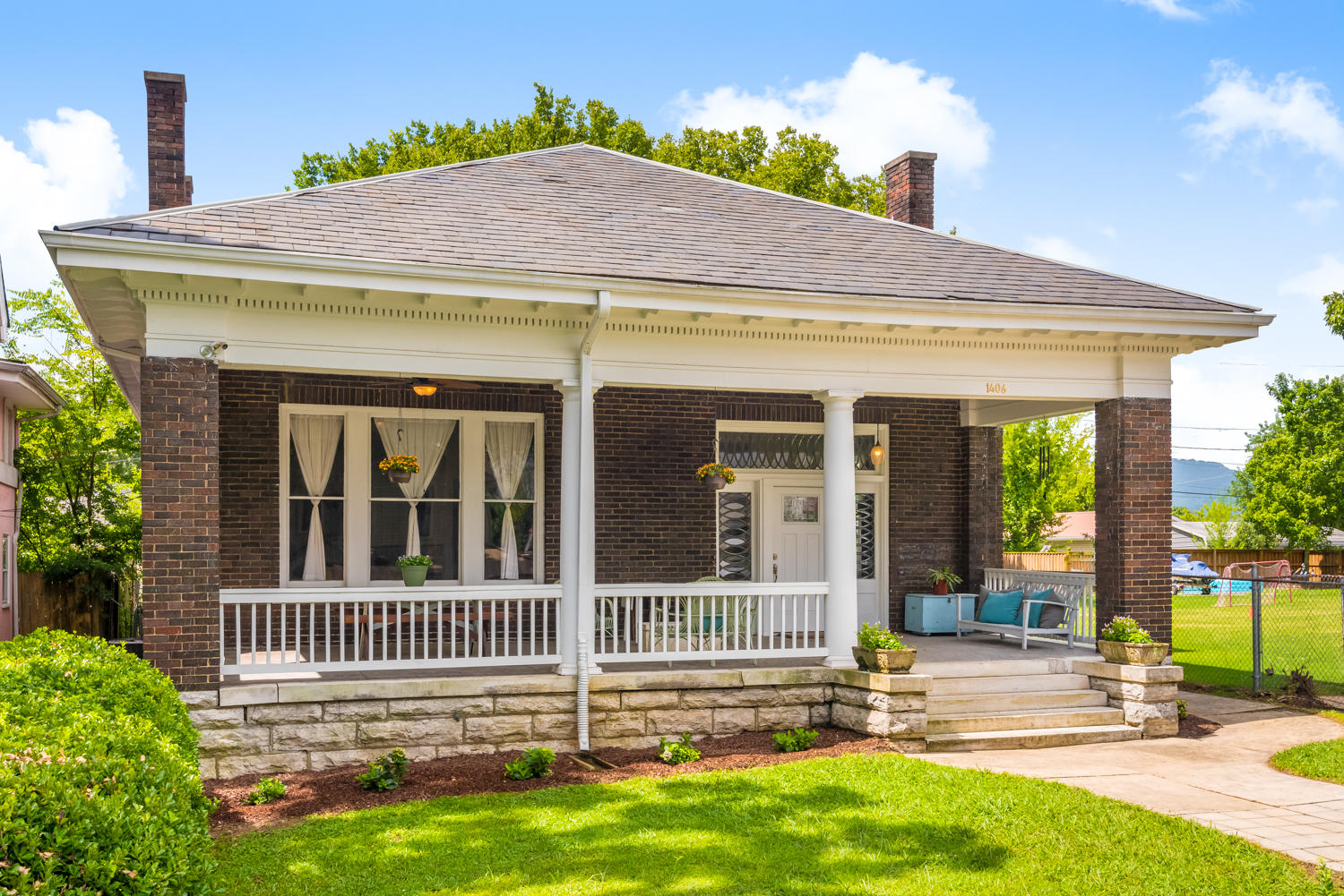 1406 Chamberlain Avenue