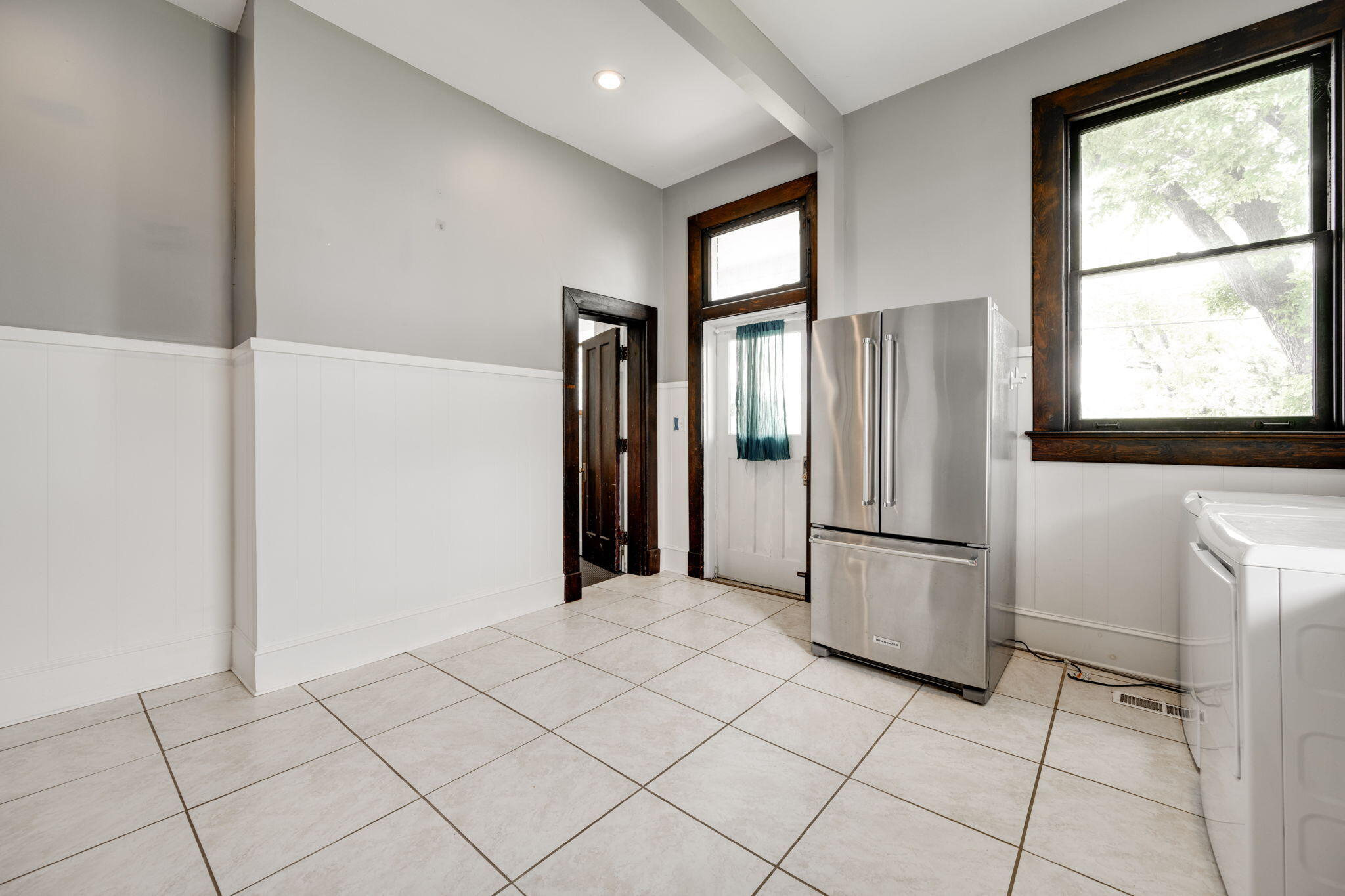 1406 Chamberlain Avenue