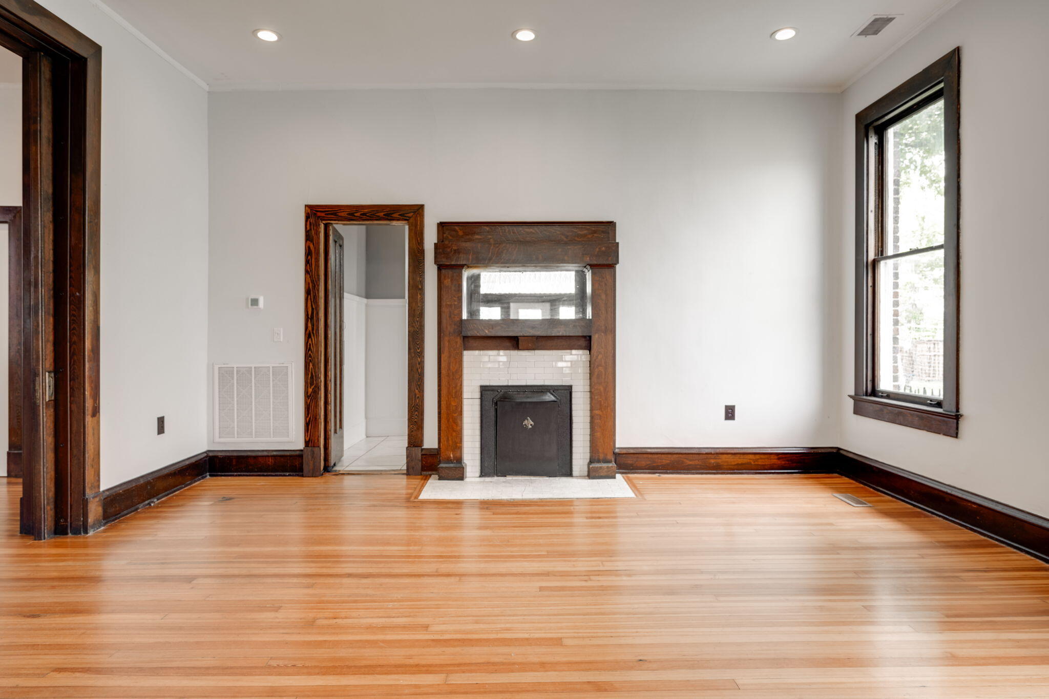 1406 Chamberlain Avenue